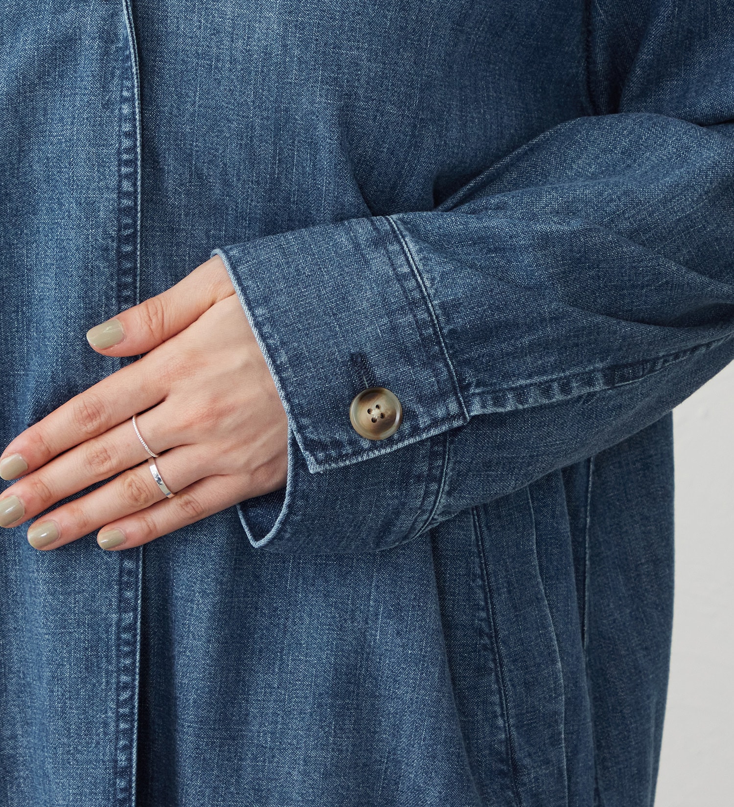 EDWIN(エドウイン)の【試着対象】デニムシャツコート|ジャケット/アウター/コート/レディース|中色ブルー