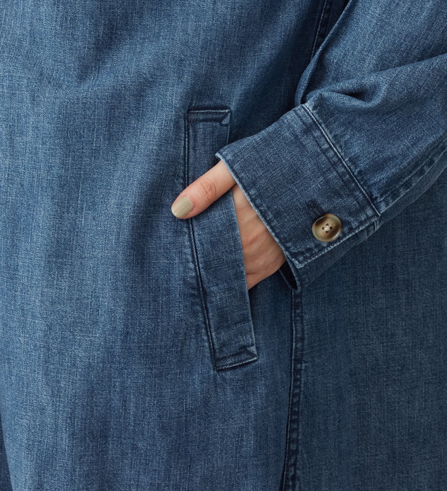 EDWIN(エドウイン)の【試着対象】デニムシャツコート|ジャケット/アウター/コート/レディース|中色ブルー