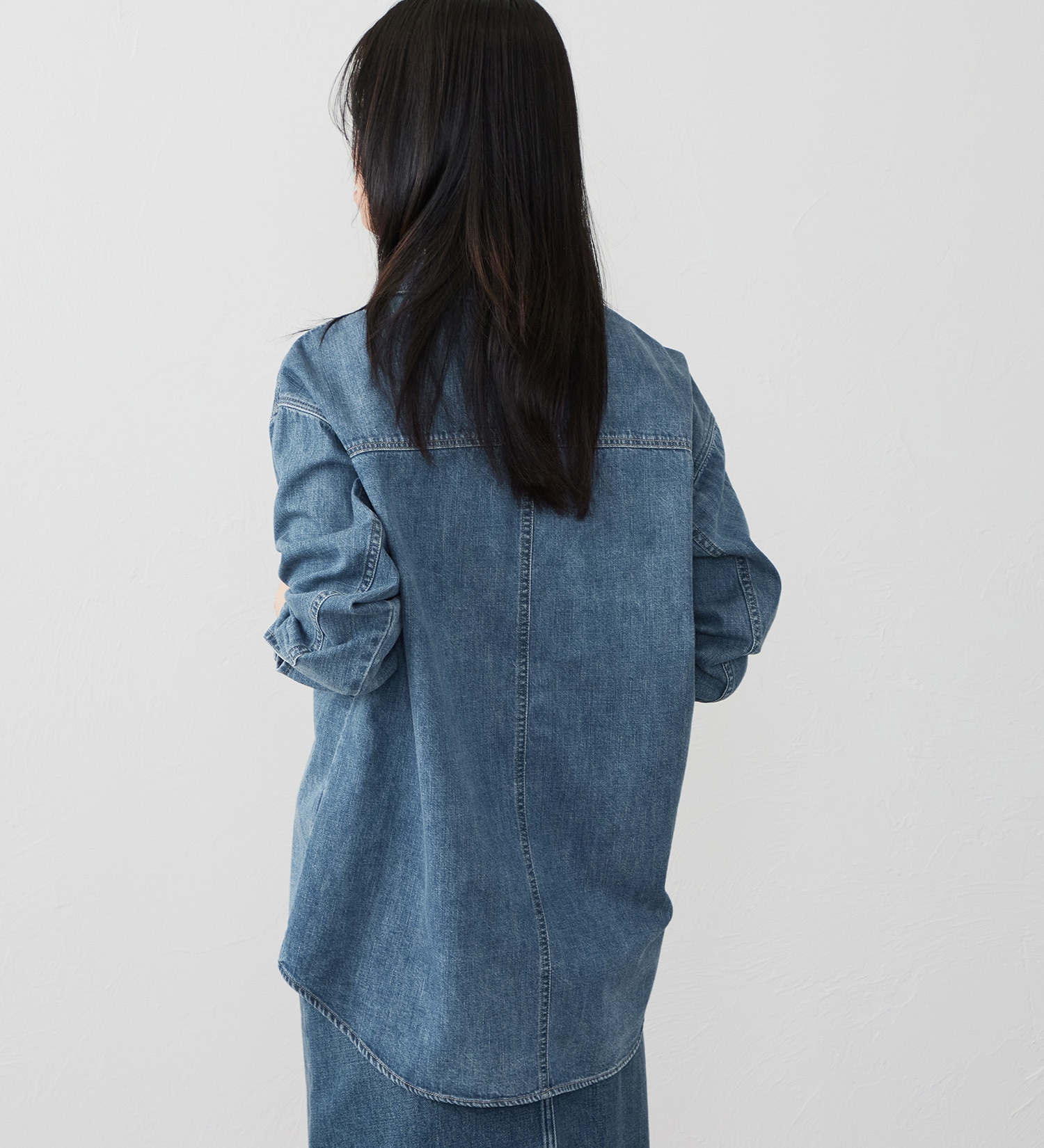 EDWIN(エドウイン)のビッグシルエット デニムシャツ|トップス/シャツ/ブラウス/レディース|中色ブルー