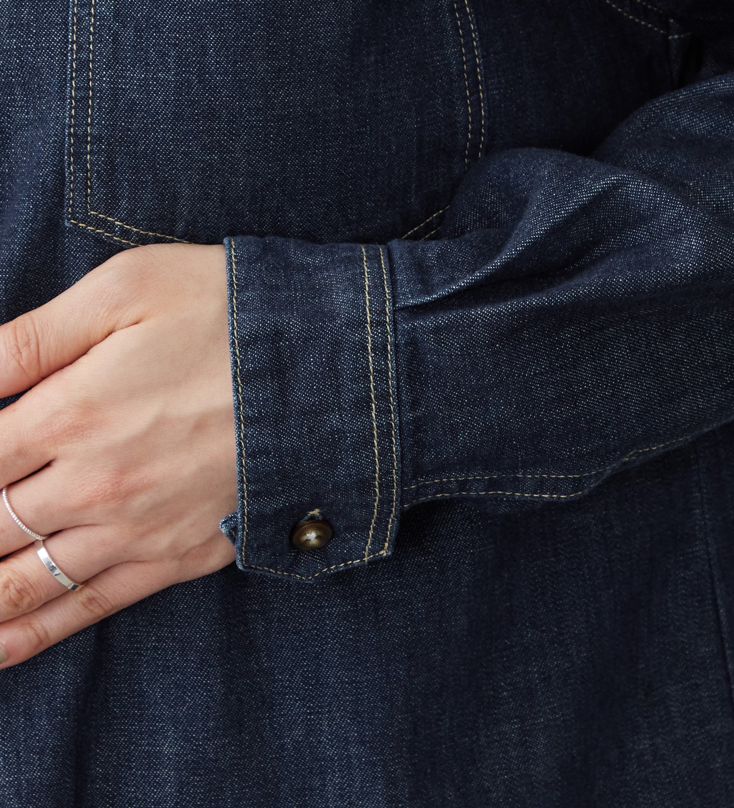 EDWIN(エドウイン)のビッグシルエット デニムシャツ|トップス/シャツ/ブラウス/レディース|濃色ブルー