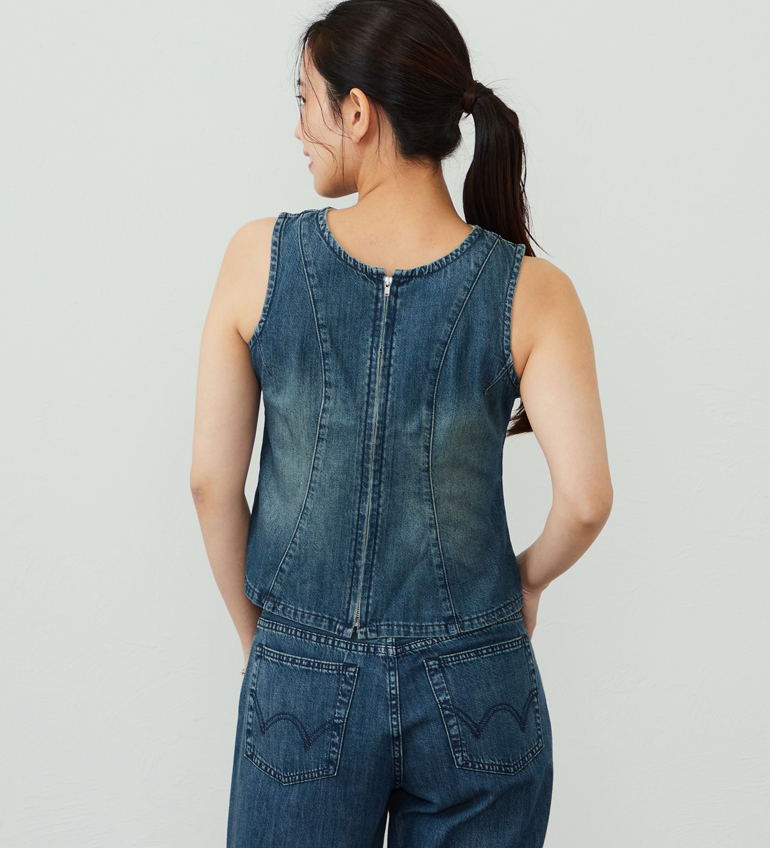 EDWIN(エドウイン)のEDWIN LADIES ライトオンス デニムタンクトップ セルビッジ セットアップ対応|トップス/タンクトップ/レディース|中色ブルー