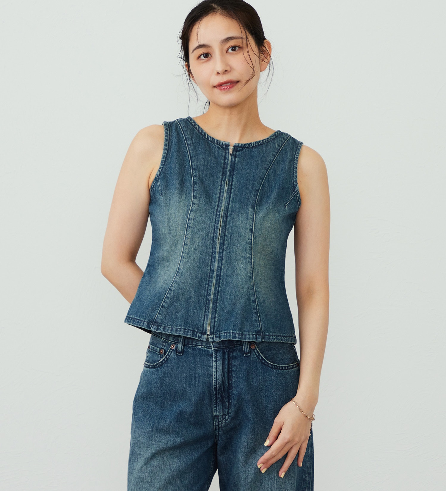 EDWIN(エドウイン)のEDWIN LADIES ライトオンス デニムタンクトップ セルビッジ セットアップ対応|トップス/タンクトップ/レディース|中色ブルー