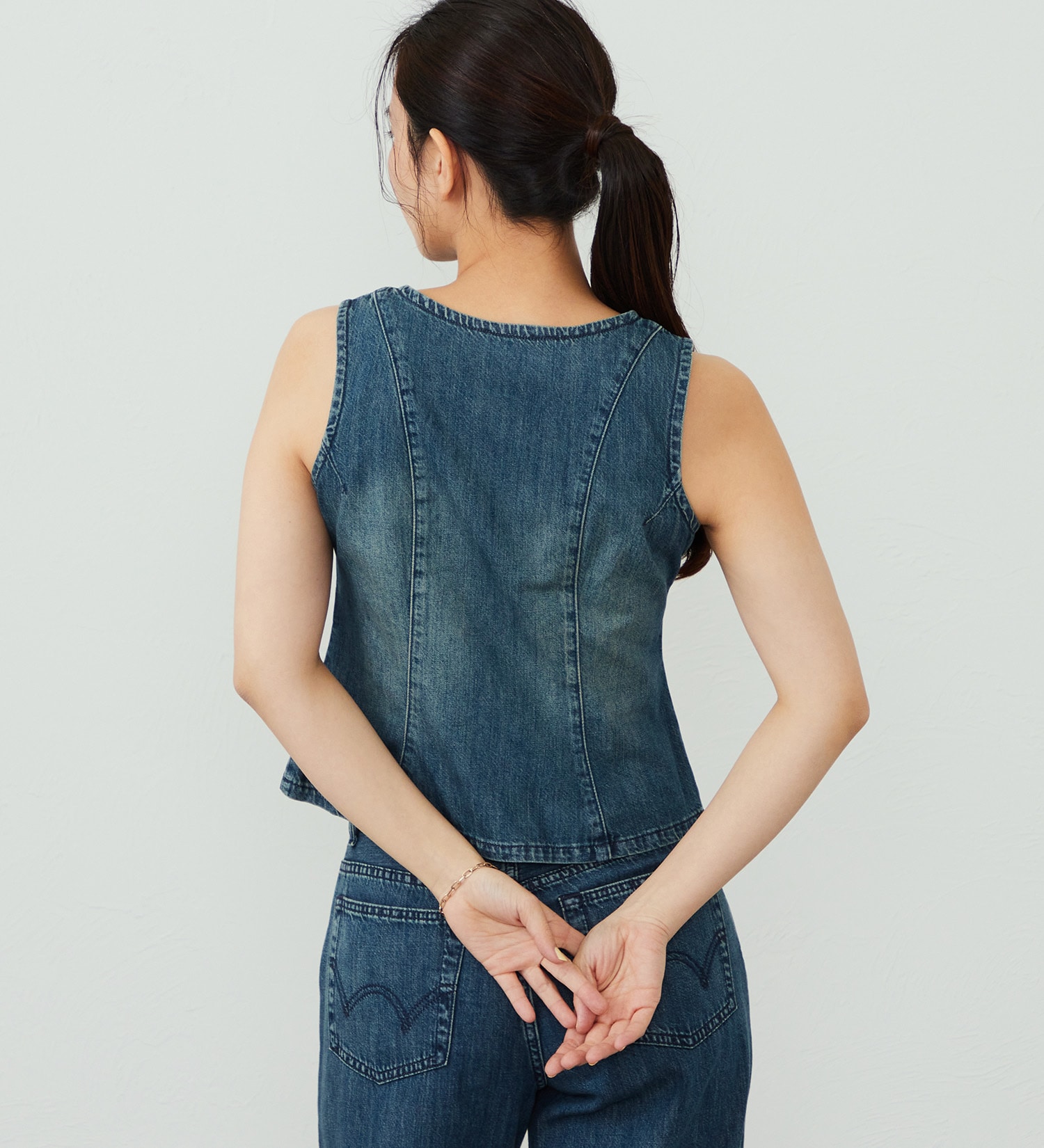 EDWIN(エドウイン)のEDWIN LADIES ライトオンス デニムタンクトップ セルビッジ セットアップ対応|トップス/タンクトップ/レディース|中色ブルー