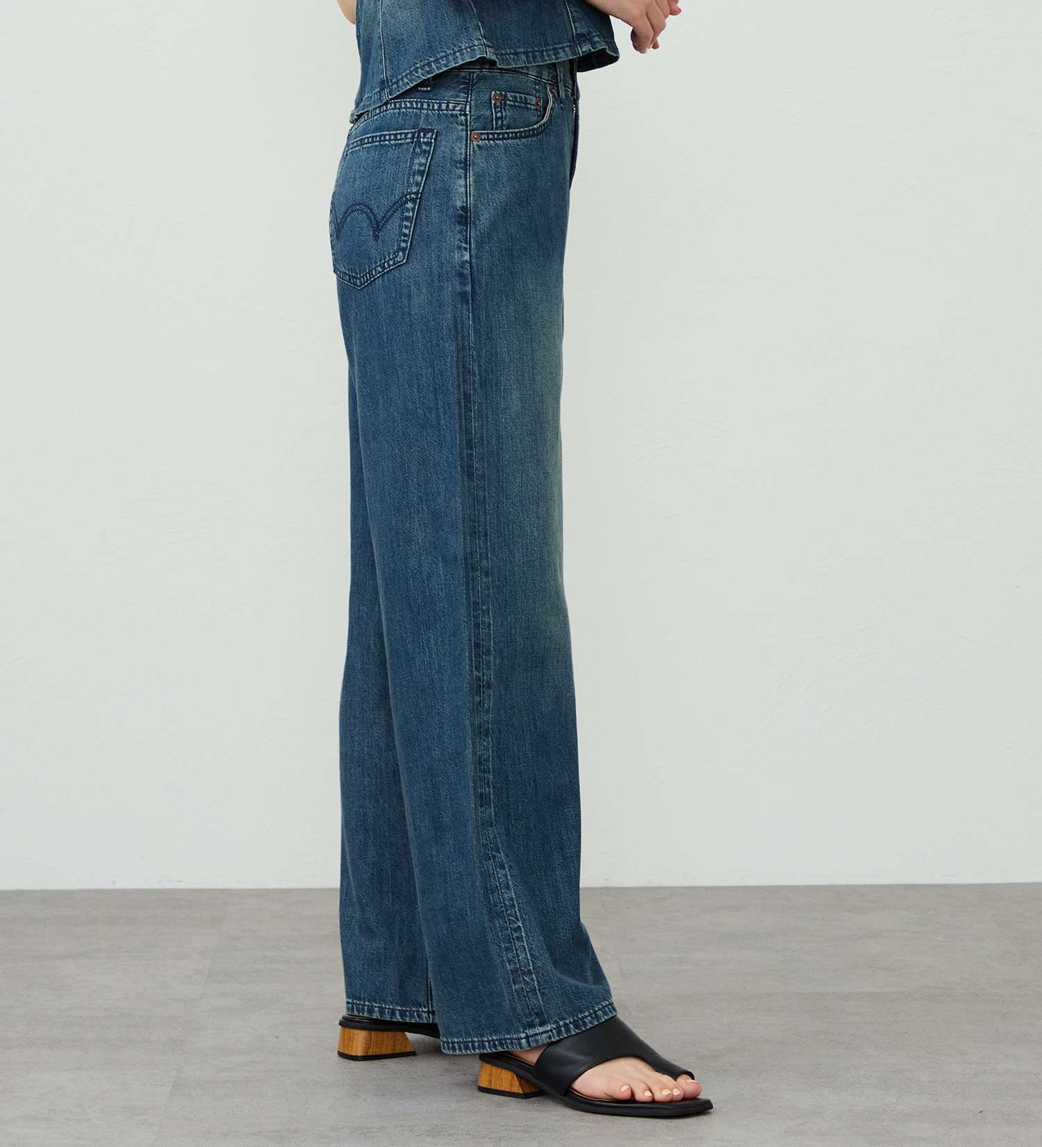 EDWIN(エドウイン)のEDWIN LADIES ライトオンス ワイドデニムパンツ セルビッジ セットアップ対応|パンツ/デニム / ジーンズパンツ/レディース|中色ブルー