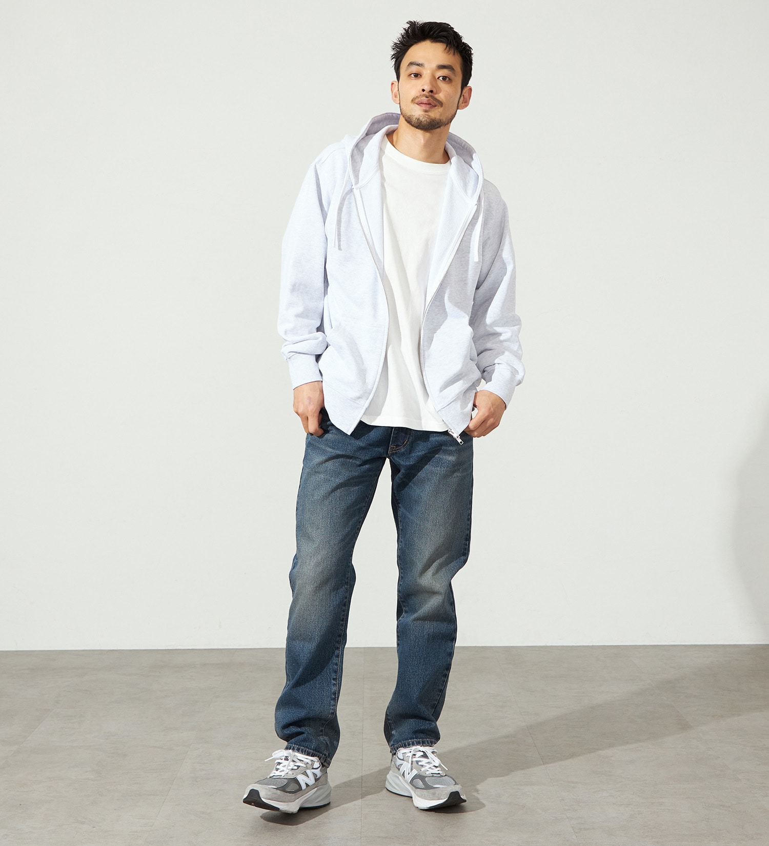 EDWIN(エドウイン)の【WEB限定】ふつうのジーンズ レギュラーストレート デニムパンツ|パンツ/デニム / ジーンズパンツ/メンズ|中色ブルー