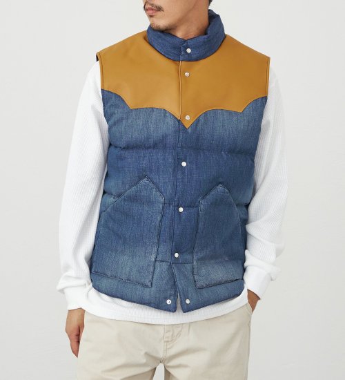 EDWIN(エドウイン)の【試着対象】レザーヨーク ダウンベスト|ジャケット/アウター/ダウンベスト/メンズ|中色ブルー