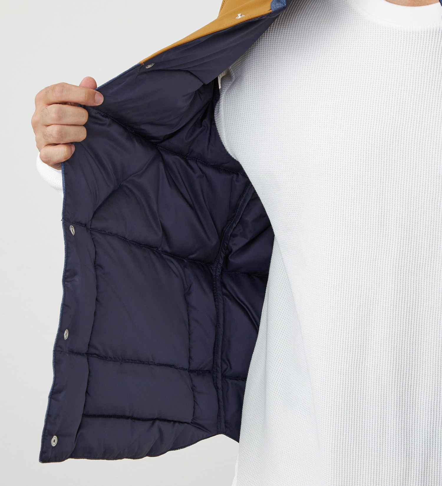 EDWIN(エドウイン)の【試着対象】レザーヨーク ダウンベスト|ジャケット/アウター/ダウンベスト/メンズ|中色ブルー