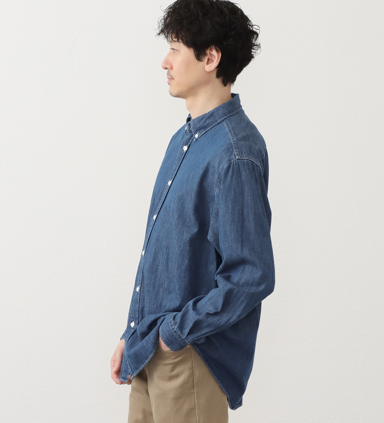 EDWIN(エドウイン)のボタンダウンシャツ|トップス/シャツ/ブラウス/メンズ|中色ブルー