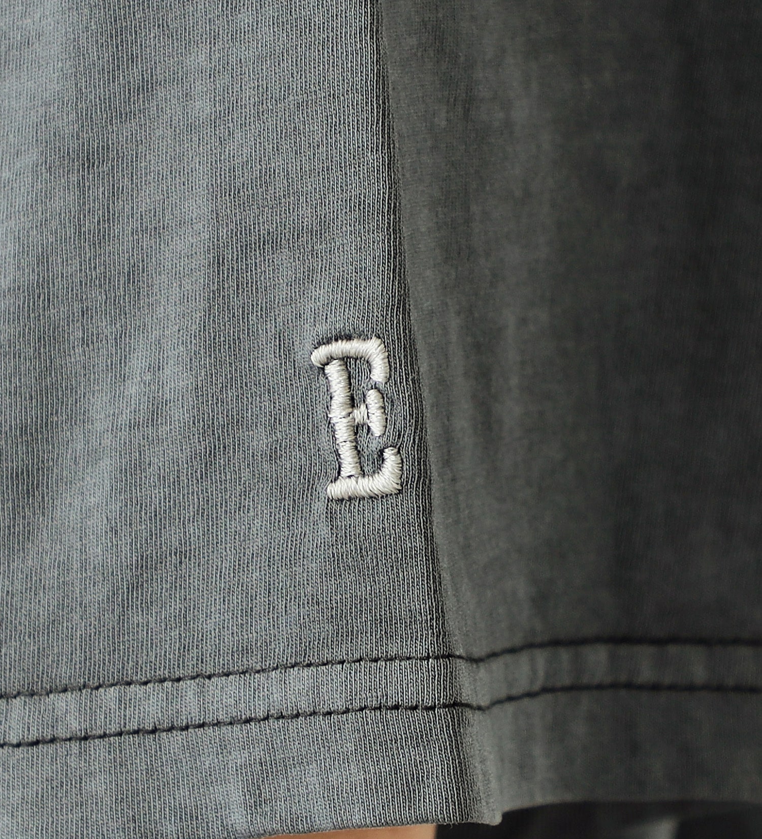 EDWIN(エドウイン)の【再値下セール】製品染めTシャツ（半袖）ガーメントダイ|トップス/Tシャツ/カットソー/メンズ|グレー