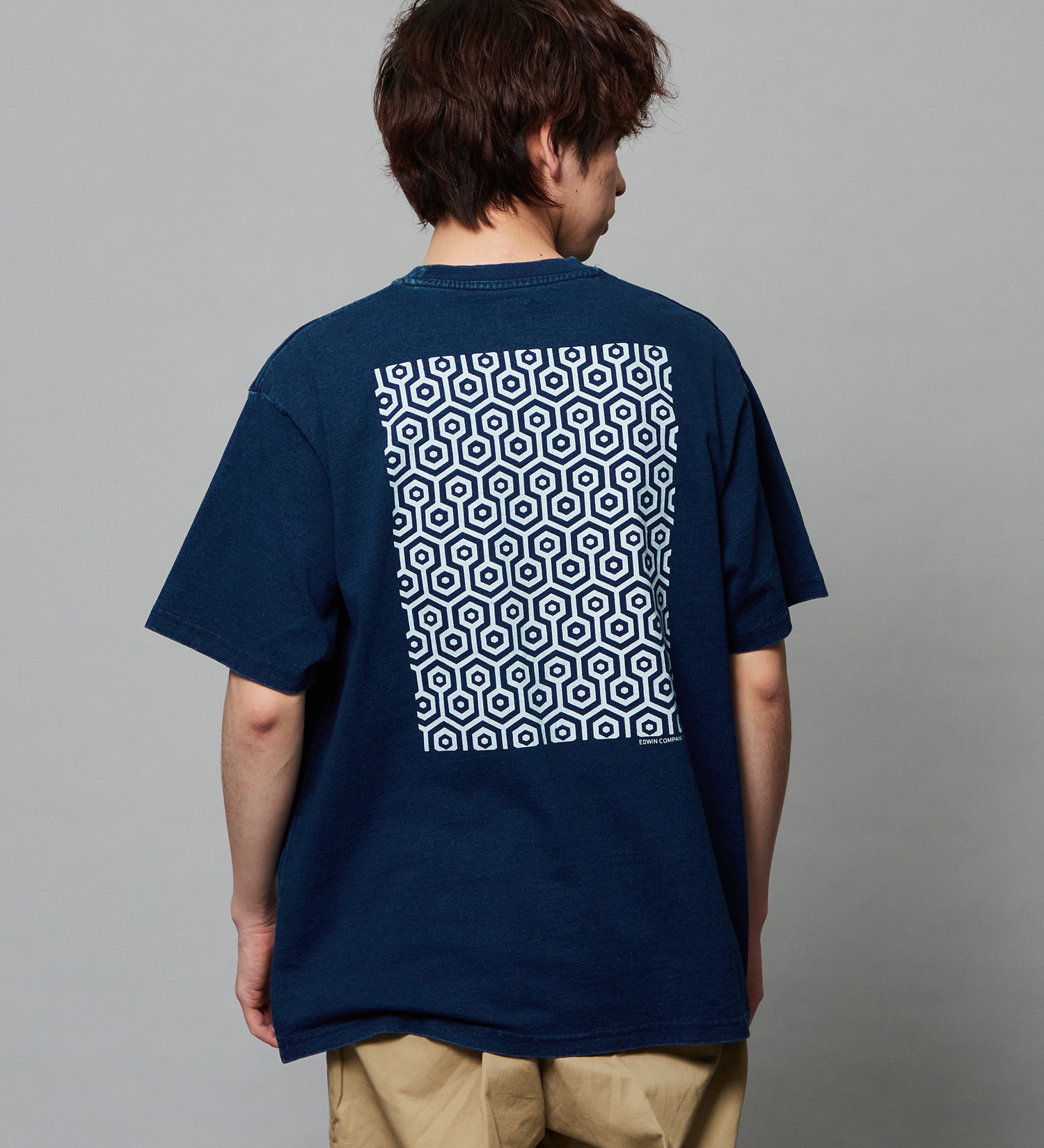 EDWIN(エドウイン)のプリントTシャツ インディゴ 半袖|トップス/Tシャツ/カットソー/メンズ|中色ブルー