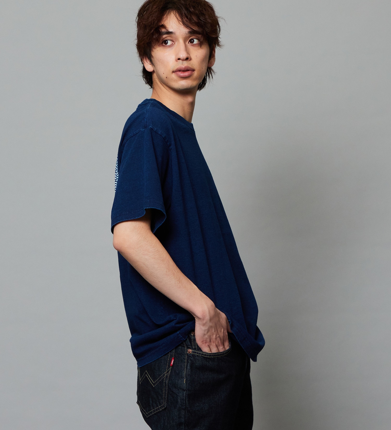 EDWIN(エドウイン)のプリントTシャツ インディゴ 半袖|トップス/Tシャツ/カットソー/メンズ|中色ブルー