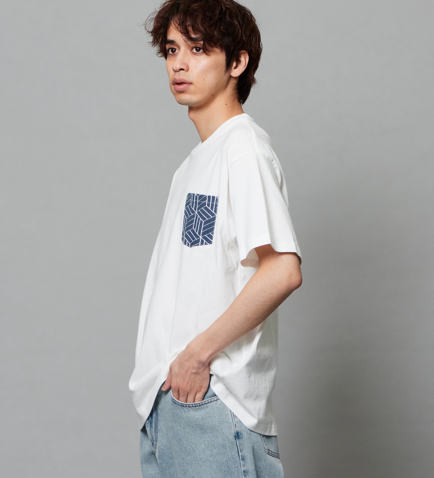 EDWIN(エドウイン)のプリントTシャツ インディゴ 半袖|トップス/Tシャツ/カットソー/メンズ|ホワイト