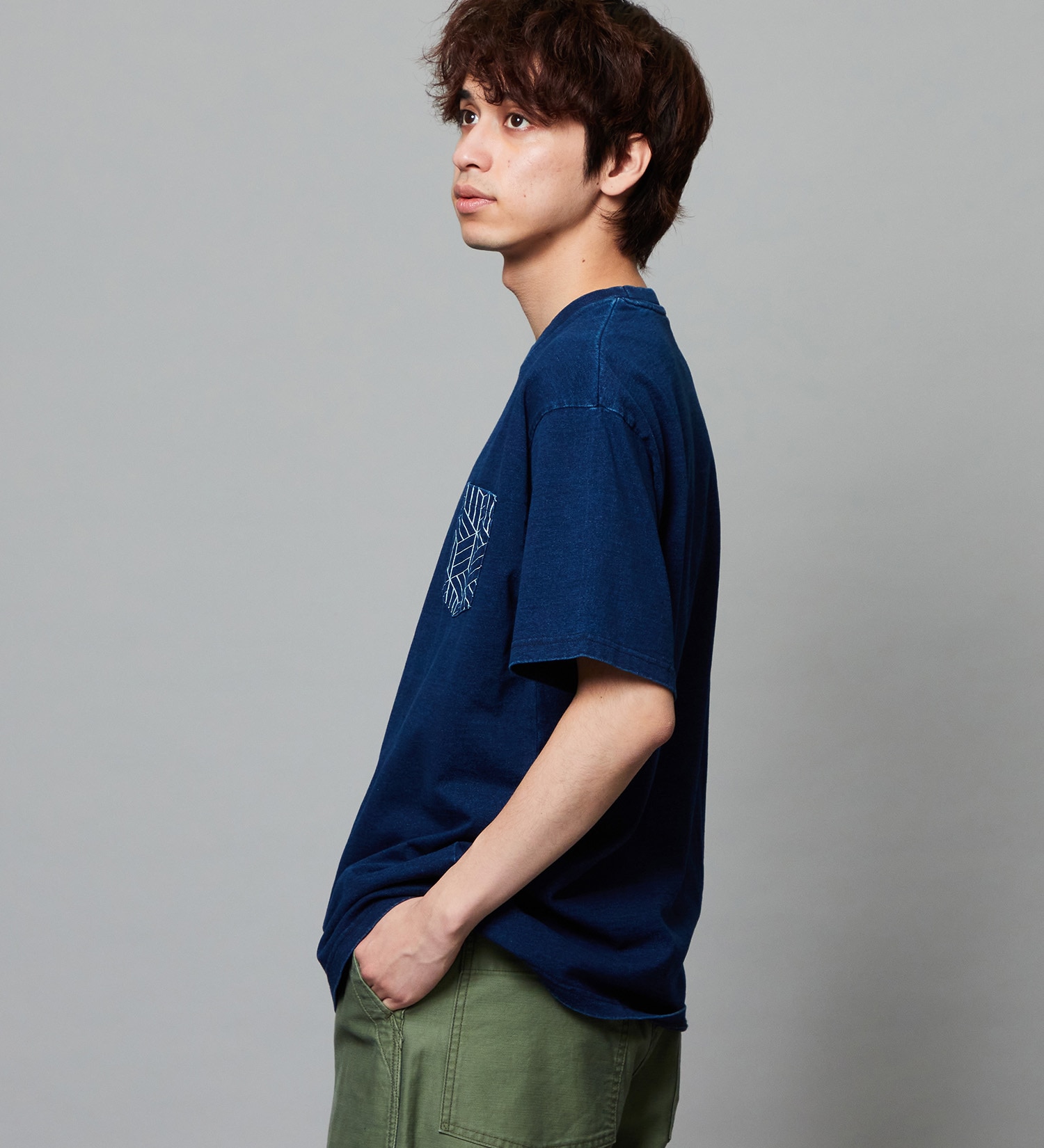 EDWIN(エドウイン)のプリントTシャツ インディゴ 半袖|トップス/Tシャツ/カットソー/メンズ|中色ブルー