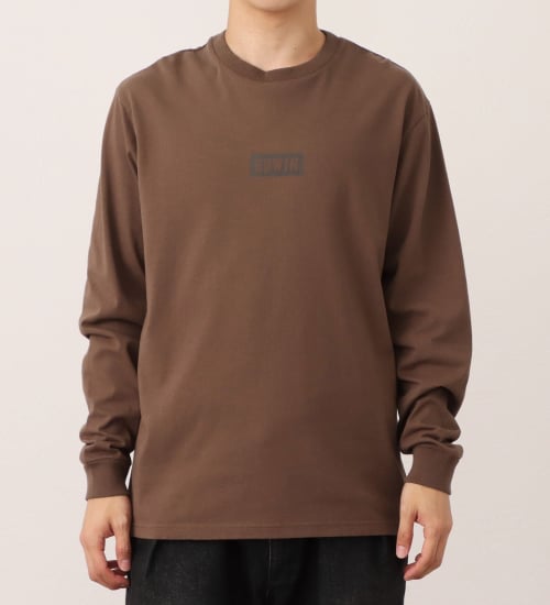 EDWIN(エドウイン)の長袖ボックスロゴプリントTシャツ|トップス/Tシャツ/カットソー/メンズ|ブラウン
