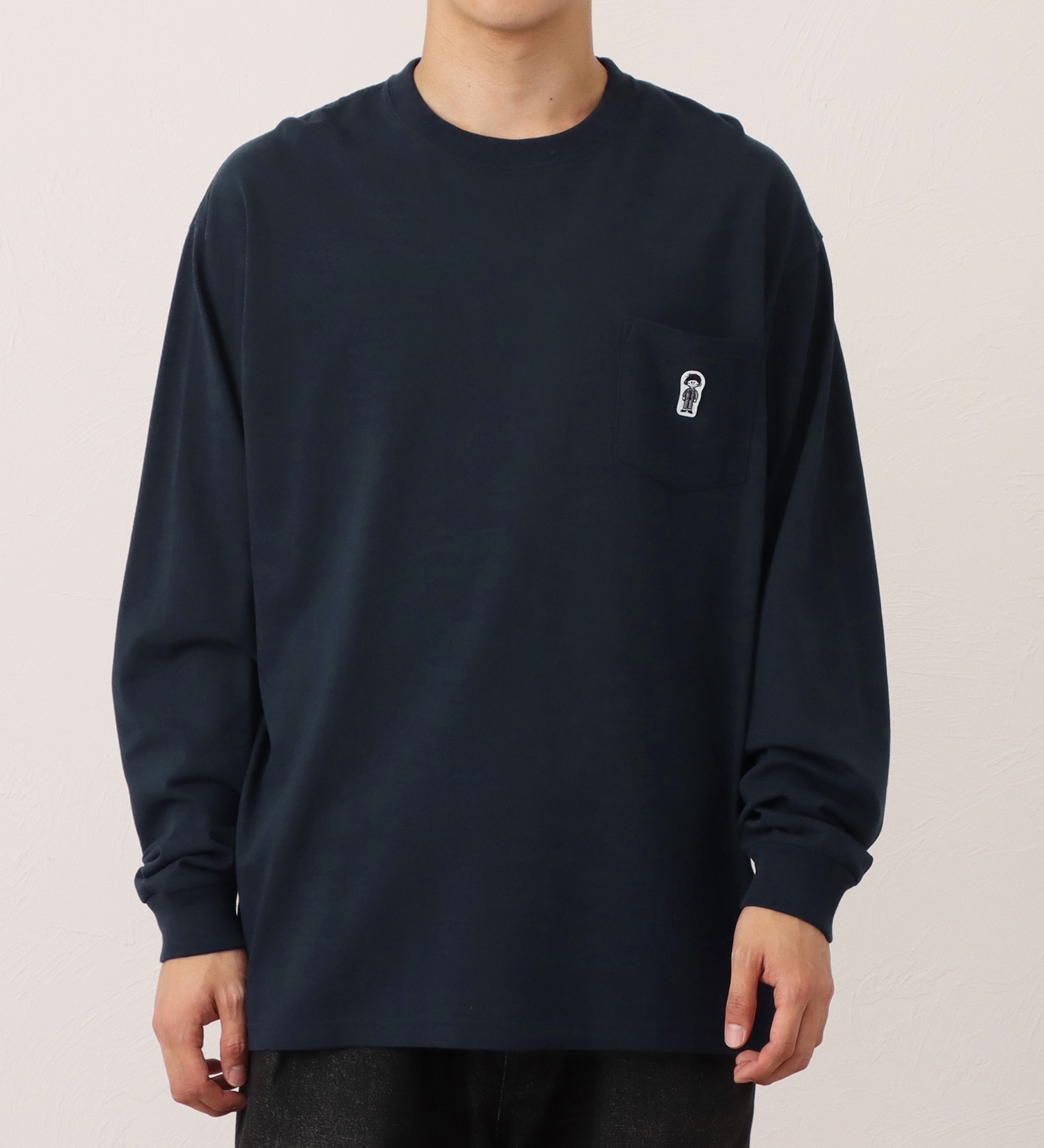 EDWIN(エドウイン)のワッペン付きポケット 長袖Tシャツ|トップス/Tシャツ/カットソー/メンズ|ネイビー