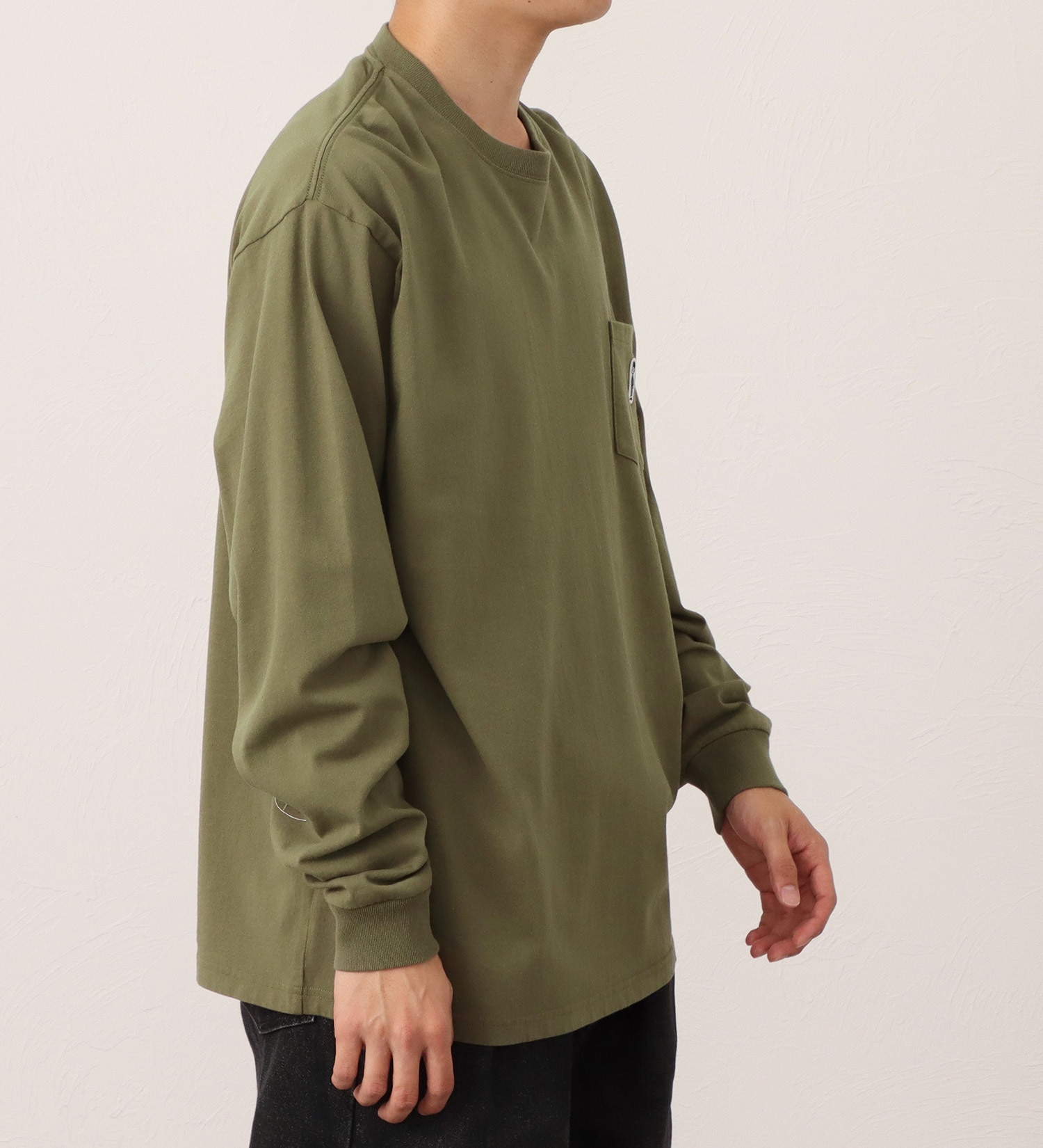 EDWIN(エドウイン)のワッペン付きポケット 長袖Tシャツ|トップス/Tシャツ/カットソー/メンズ|オリーブ