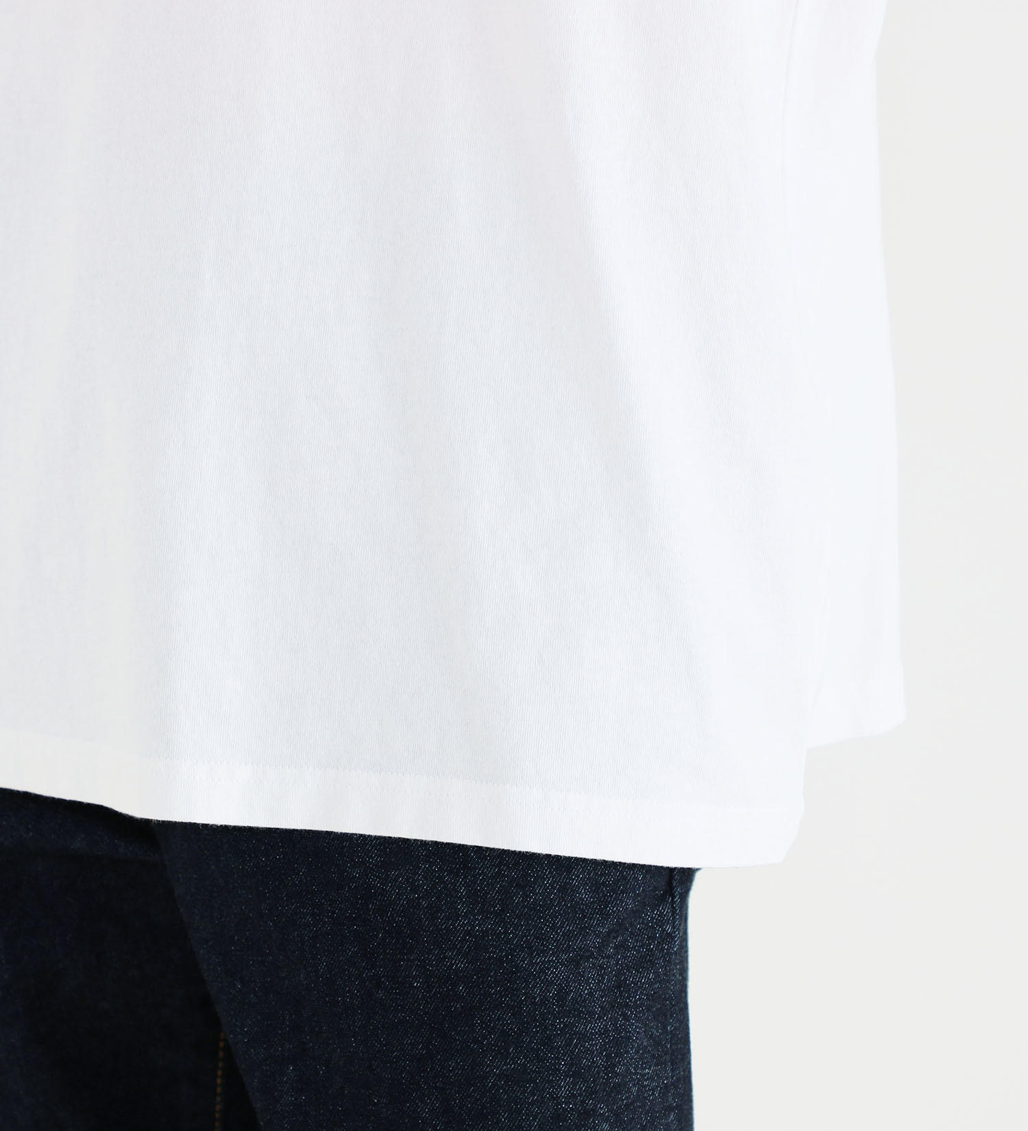 EDWIN(エドウイン)の【SALE】【直営店限定】バックプリント クルーネック 長袖Tシャツ　B|トップス/Tシャツ/カットソー/メンズ|ホワイト