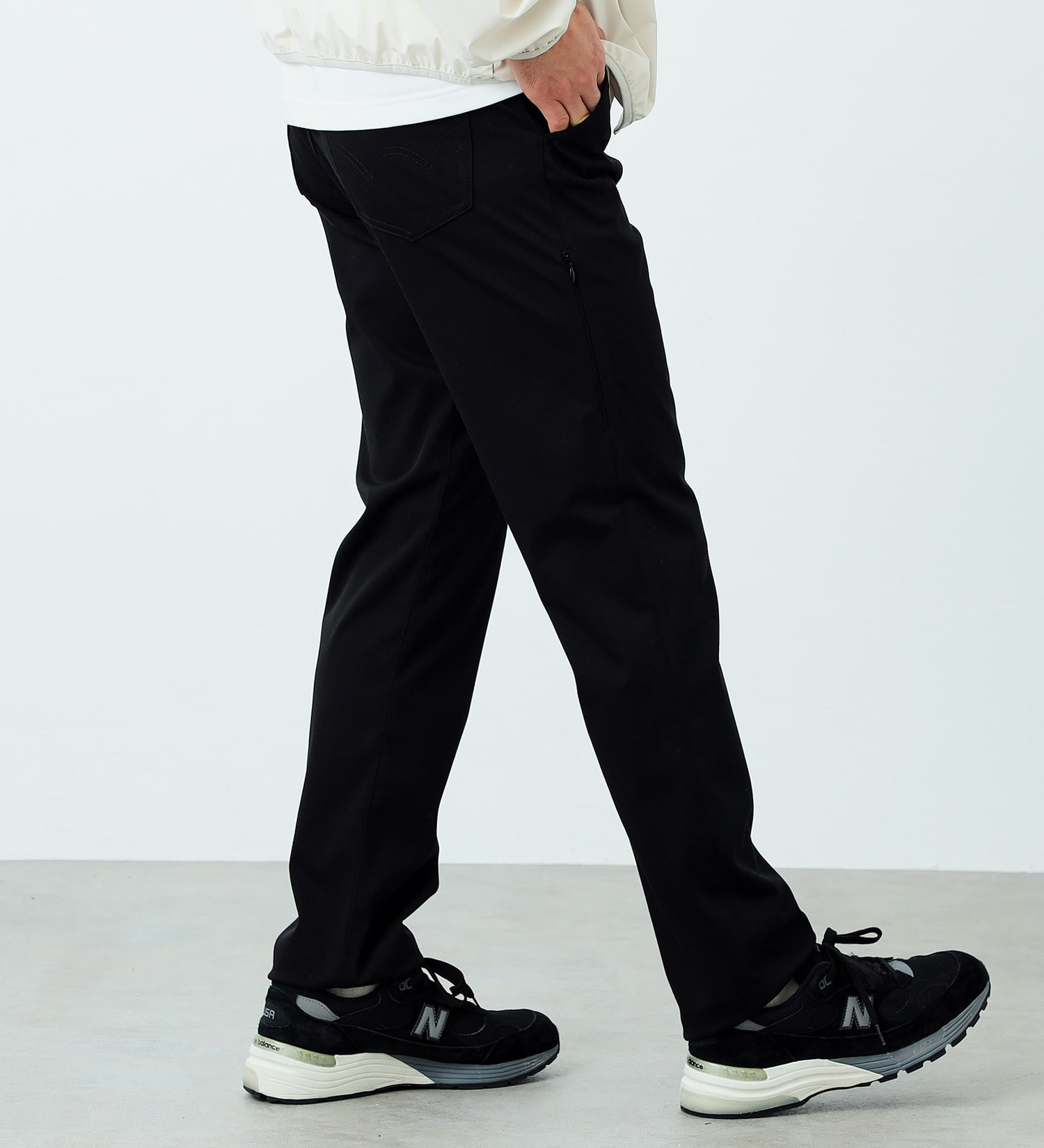 EDWIN(エドウイン)のタビデニ ストレートパンツ 軽量 撥水 ストレッチ 旅行用パンツ【メンズ】|パンツ/パンツ/メンズ|ブラック