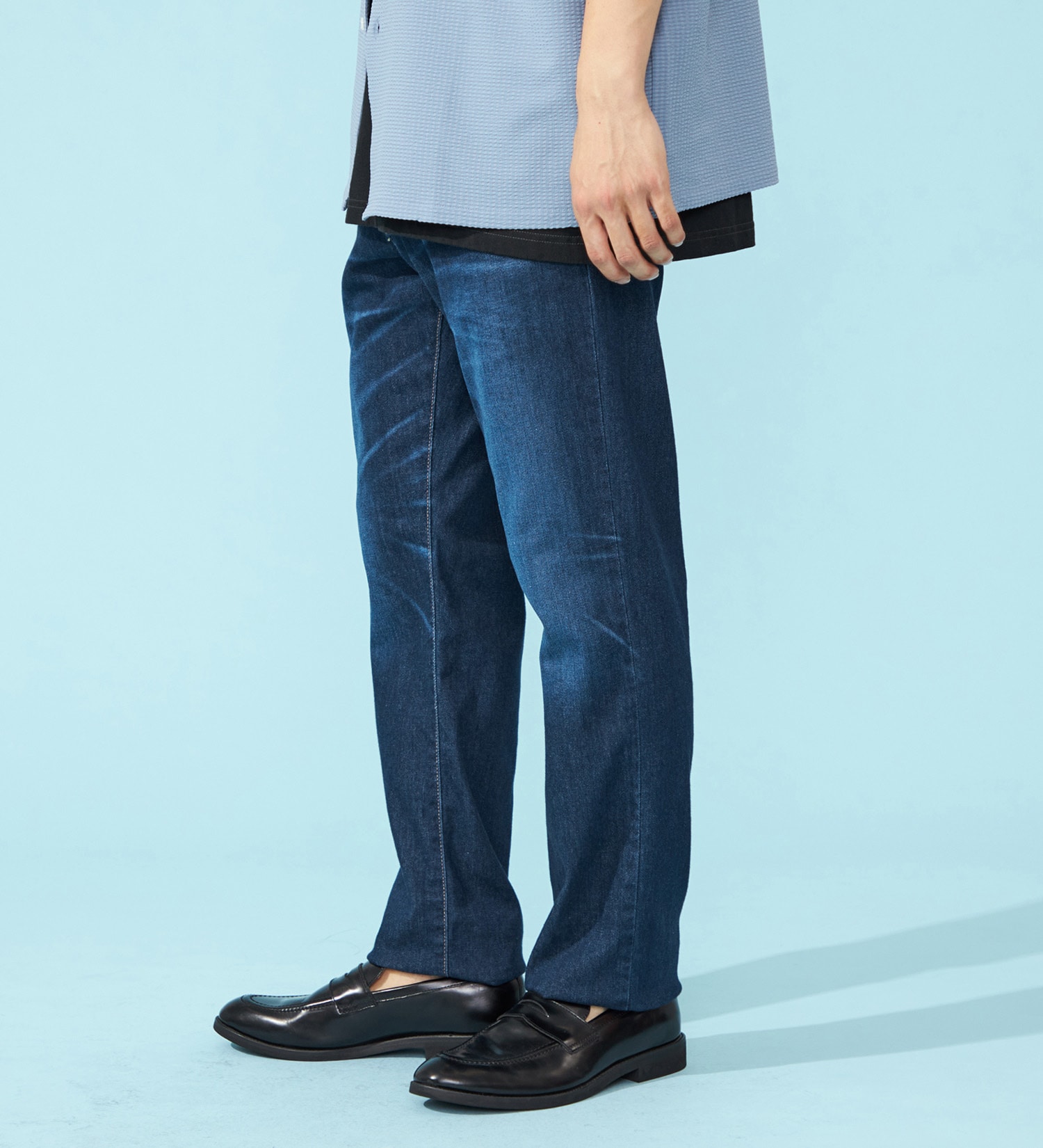 EDWIN(エドウイン)の【涼】COOLストレートデニムパンツ【アウトレット店舗・WEB限定】|パンツ/パンツ/メンズ|中色ブルー