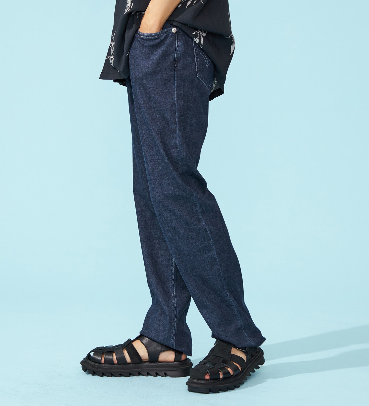EDWIN(エドウイン)の【涼】COOL ストレッチレギュラーストレートデニムパンツ【アウトレット店舗・WEB限定】|パンツ/デニム / ジーンズパンツ/メンズ|インディゴブルー