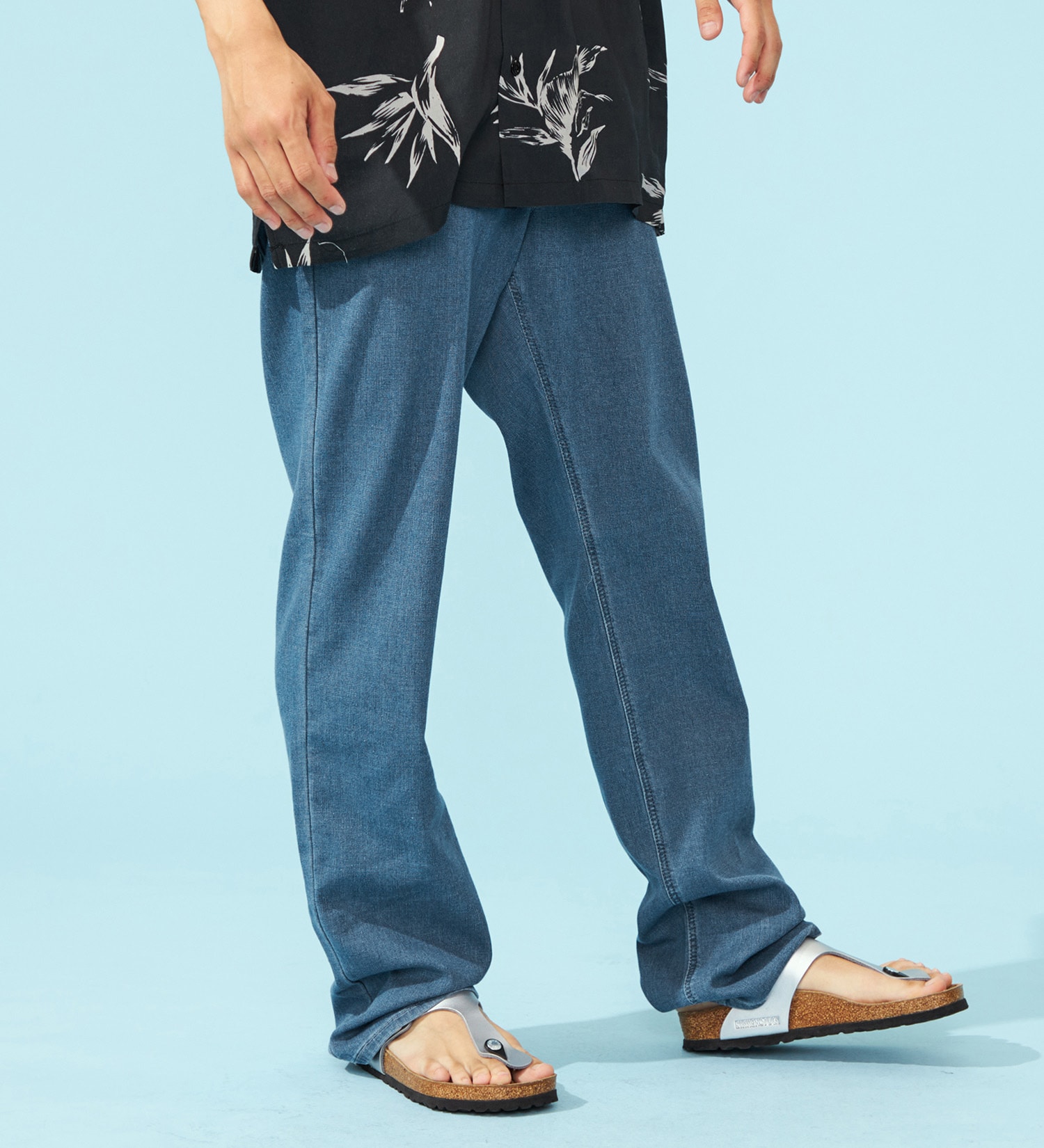 EDWIN(エドウイン)の【涼】COOL ストレッチレギュラーストレートデニムパンツ【アウトレット店舗・WEB限定】|パンツ/デニム / ジーンズパンツ/メンズ|淡色ブルー