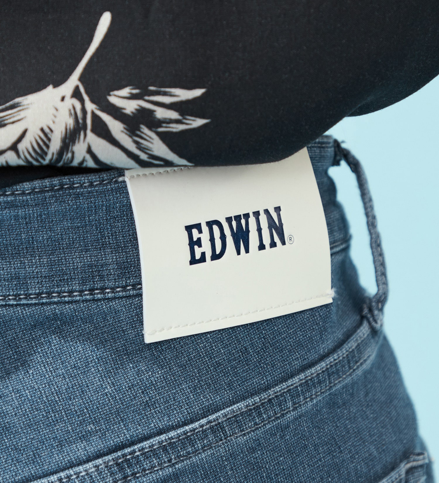 EDWIN(エドウイン)の【涼】COOL ストレッチレギュラーストレートデニムパンツ【アウトレット店舗・WEB限定】|パンツ/デニム / ジーンズパンツ/メンズ|淡色ブルー