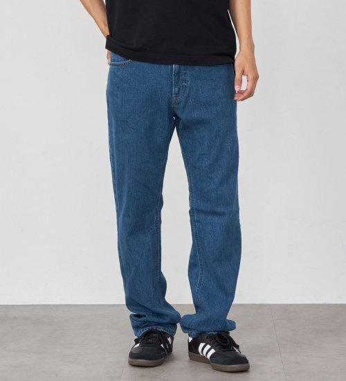 EDWIN(エドウイン)のストレッチゆったりストレートデニムパンツ【アウトレット店舗・WEB限定】|パンツ/デニム/メンズ|中色ブルー