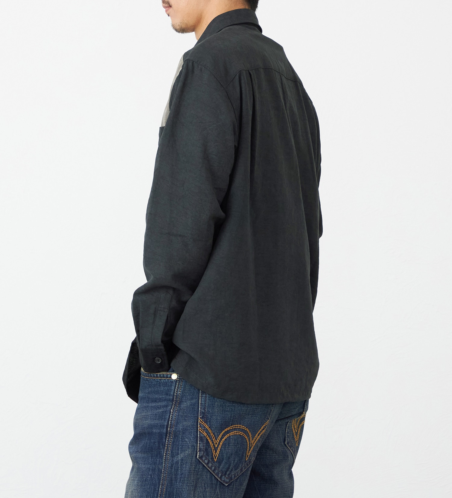 EDWIN(エドウイン)の切り替えし長袖シャツ【アウトレット店舗・WEB限定】|トップス/シャツ/ブラウス/メンズ|チャコール