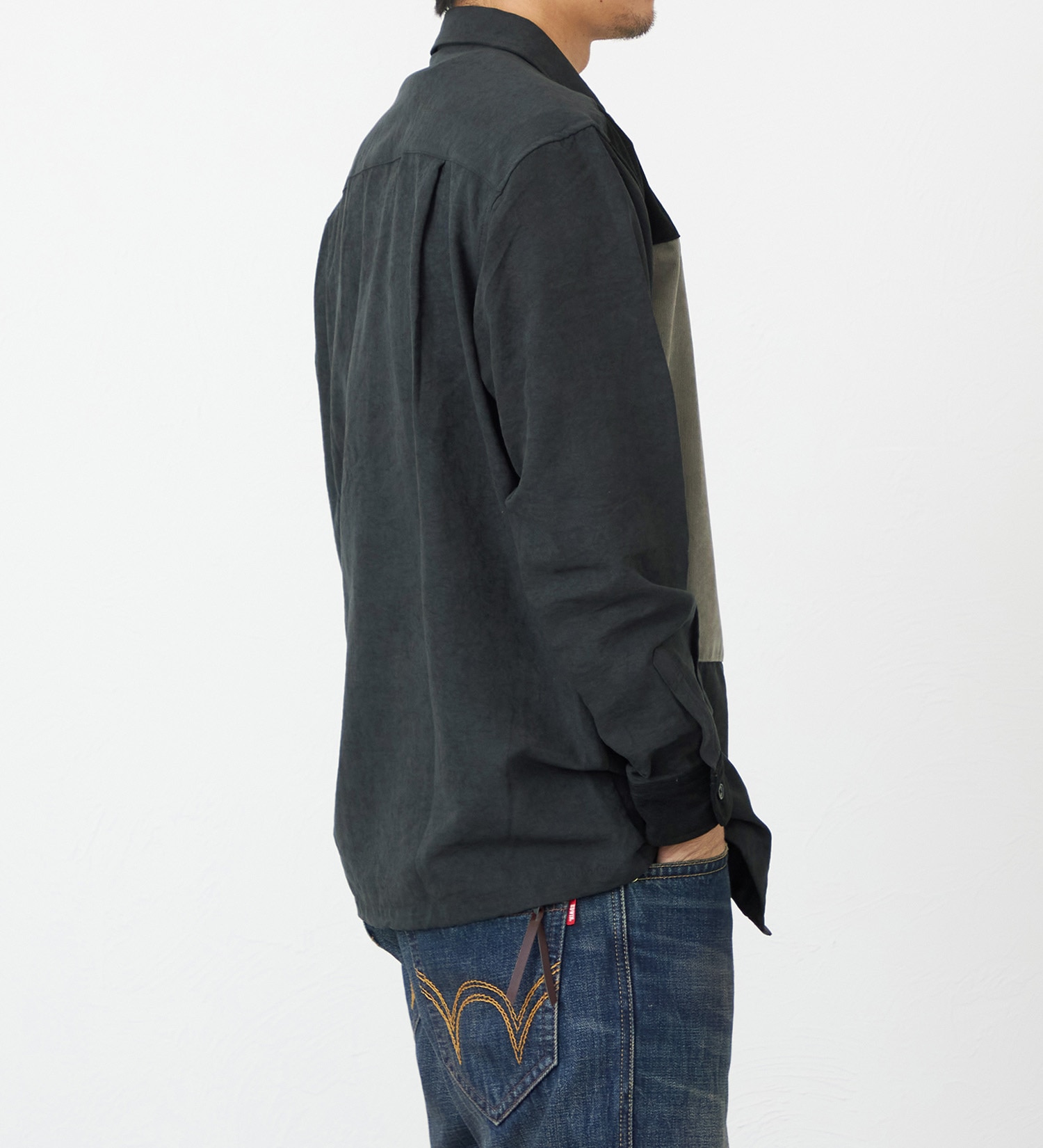 EDWIN(エドウイン)の切り替えし長袖シャツ【アウトレット店舗・WEB限定】|トップス/シャツ/ブラウス/メンズ|チャコール
