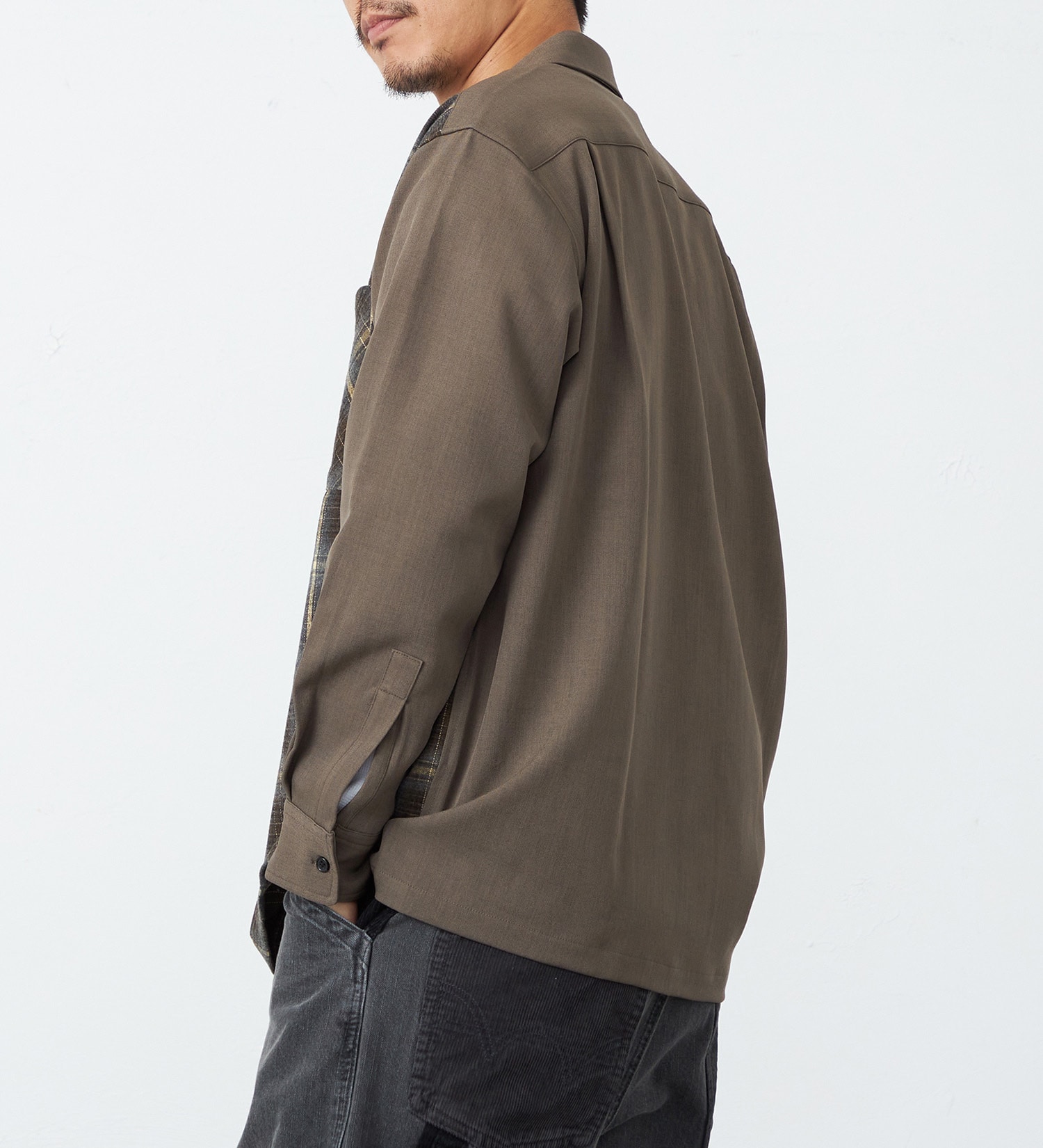 EDWIN(エドウイン)の切り替えし長袖ビッグシャツ【アウトレット店舗・WEB限定】|トップス/シャツ/ブラウス/メンズ|ライトブラウン