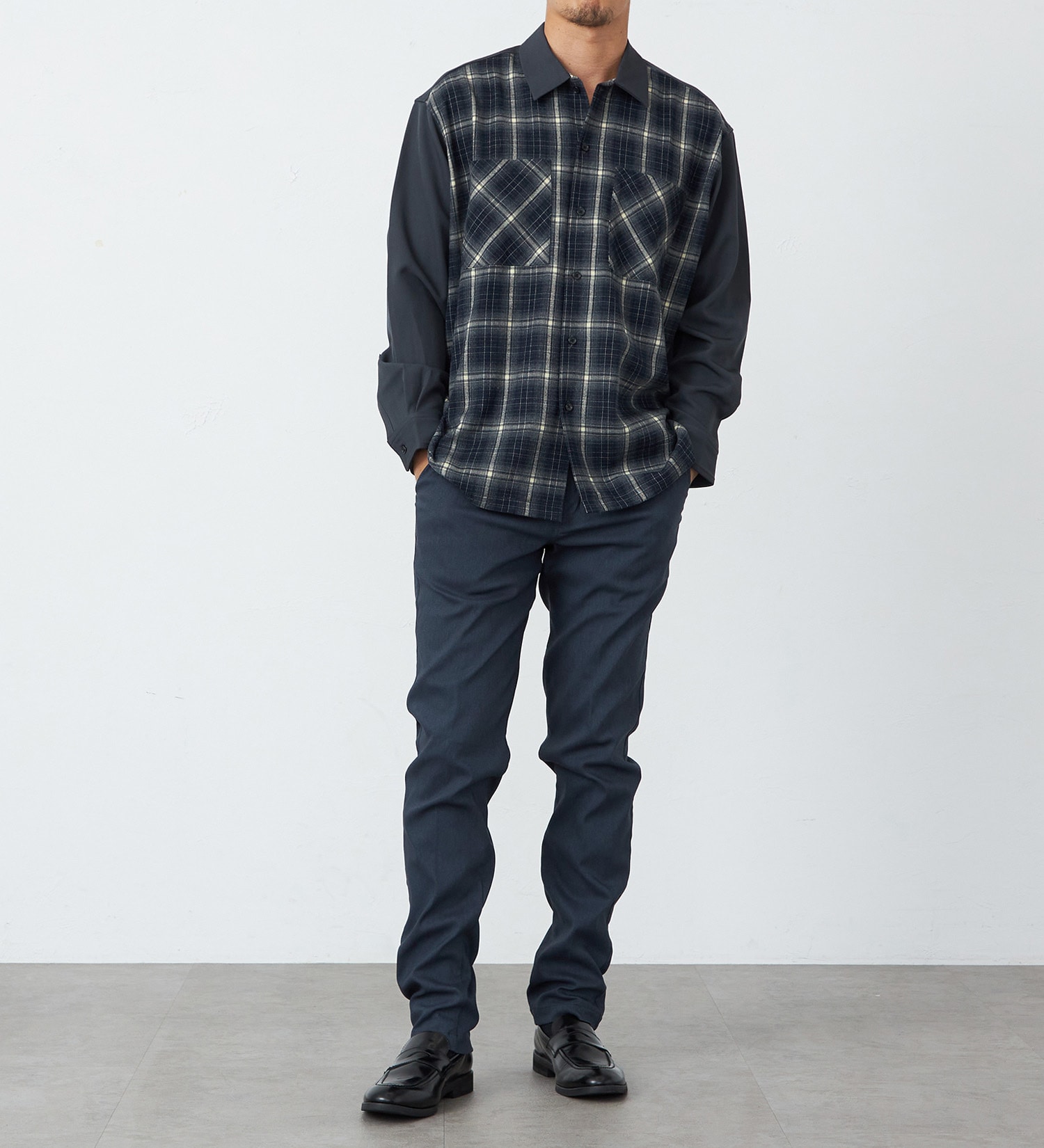 EDWIN(エドウイン)の切り替えし長袖ビッグシャツ【アウトレット店舗・WEB限定】|トップス/シャツ/ブラウス/メンズ|ダークグレー