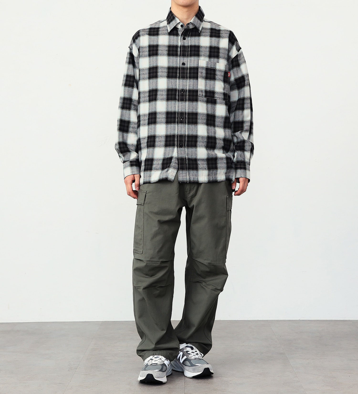 EDWIN(エドウイン)の【ガレージセール】オンブレーチェックシャツ【アウトレット店舗・WEB限定】|トップス/Tシャツ/カットソー/メンズ|ブラック