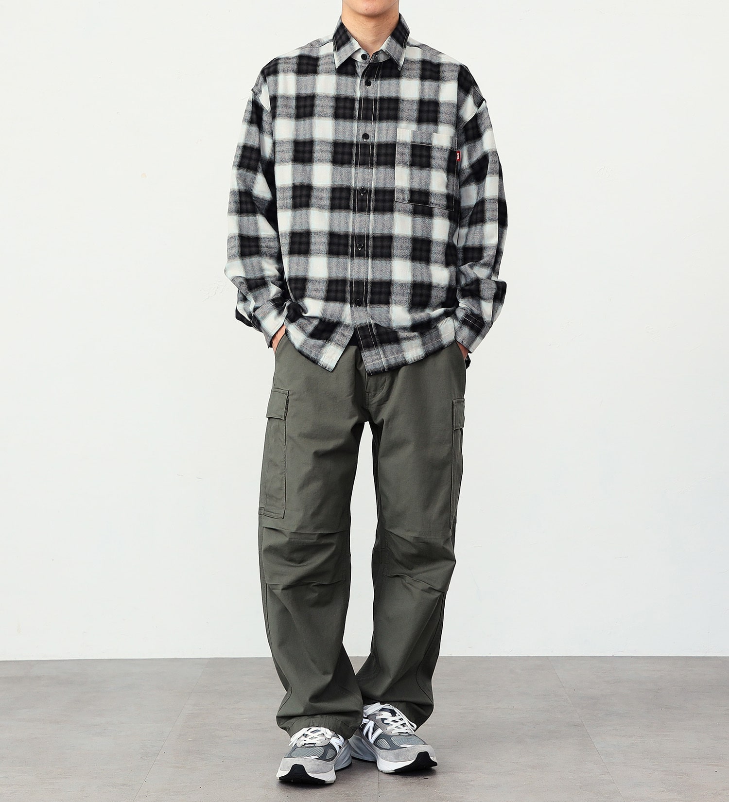 EDWIN(エドウイン)の【ガレージセール】オンブレーチェックシャツ【アウトレット店舗・WEB限定】|トップス/Tシャツ/カットソー/メンズ|ブラック