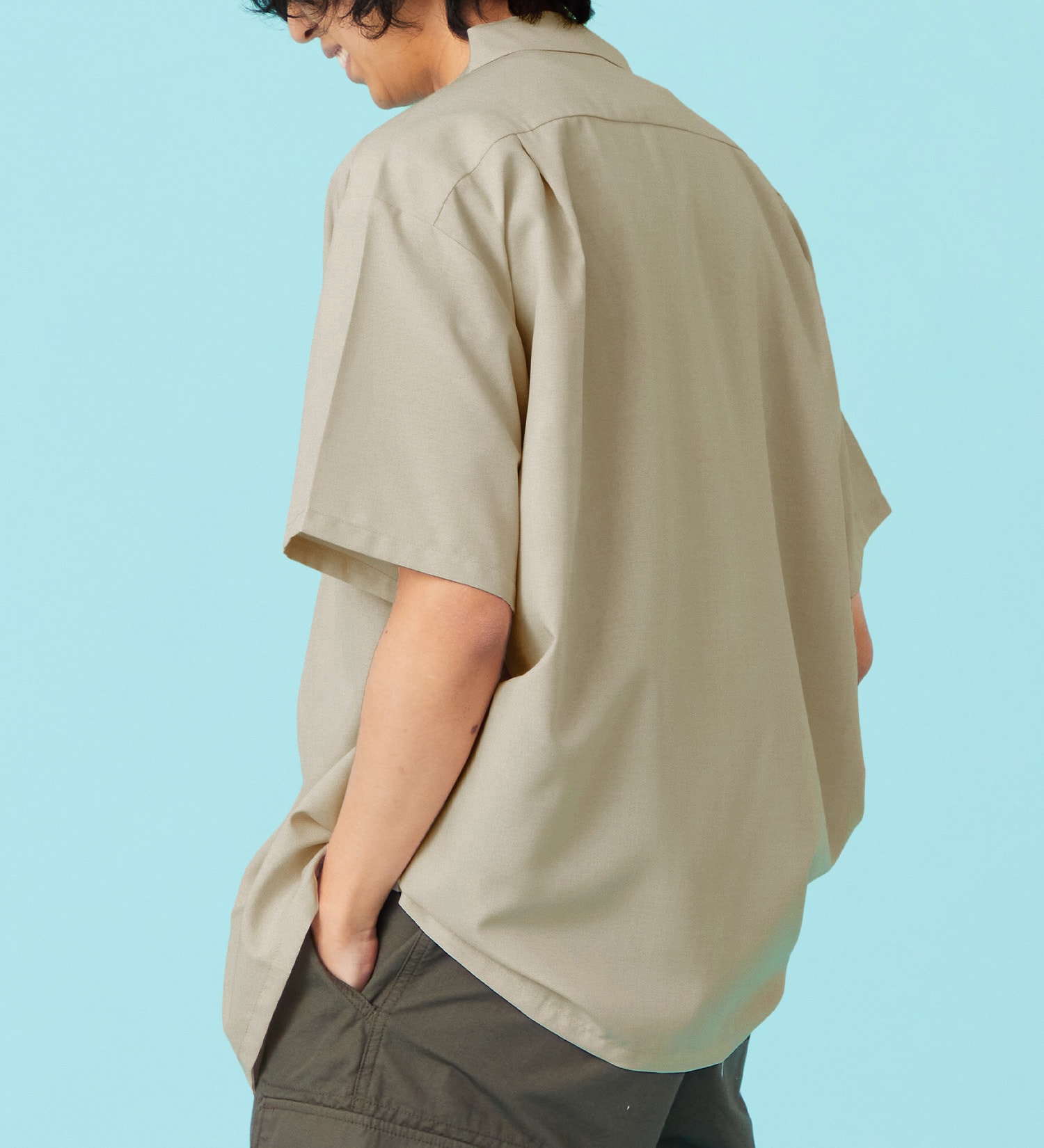 EDWIN(エドウイン)のリネンライク 半袖レギュラーカラーシャツ【アウトレット店舗・WEB限定商品】|トップス/Tシャツ/カットソー/メンズ|アイボリー