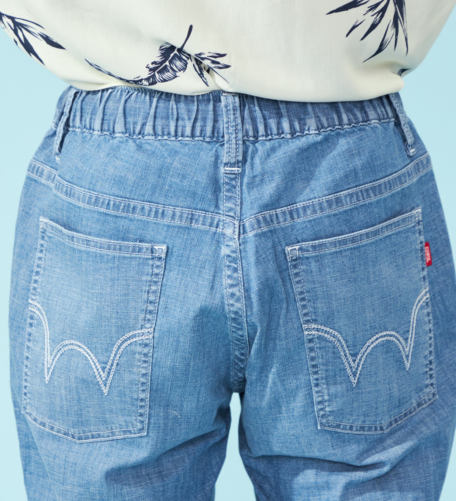 EDWIN(エドウイン)のイージーショートデニムパンツ【アウトレット店舗・WEB限定】|パンツ/デニム / ジーンズパンツ/メンズ|淡色ブルー
