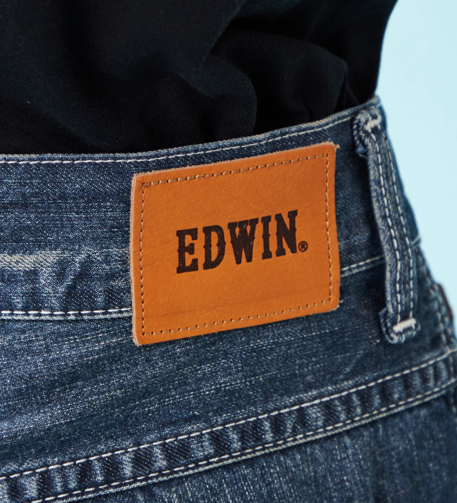 EDWIN(エドウイン)のレザーポケットデニムショートパンツ【アウトレット店舗・WEB限定】|パンツ/デニム / ジーンズパンツ/メンズ|中色ブルー
