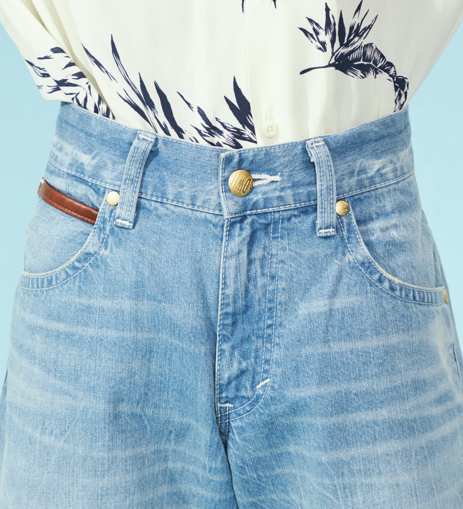 EDWIN(エドウイン)のレザーポケットデニムショートパンツ【アウトレット店舗・WEB限定】|パンツ/デニム / ジーンズパンツ/メンズ|淡色ブルー