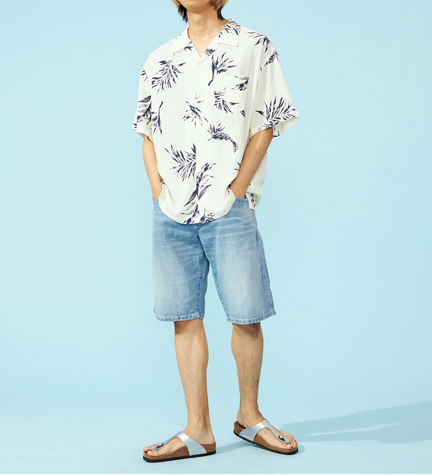 EDWIN(エドウイン)のレザーポケットデニムショートパンツ【アウトレット店舗・WEB限定】|パンツ/デニム / ジーンズパンツ/メンズ|淡色ブルー