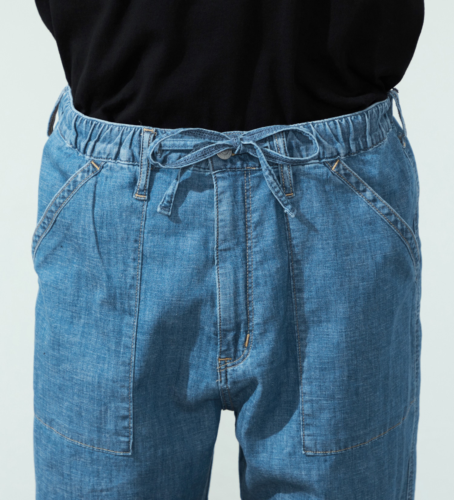 EDWIN(エドウイン)のイージーワイドベイカーデニムパンツ【アウトレット店舗・WEB限定】|パンツ/デニム / ジーンズパンツ/メンズ|中色ブルー