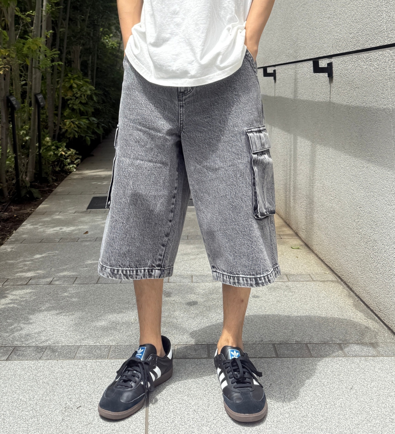 EDWIN(エドウイン)のワイドカーゴショートパンツ【アウトレット店舗・WEB限定】|パンツ/カーゴパンツ/メンズ|ブラックデニム
