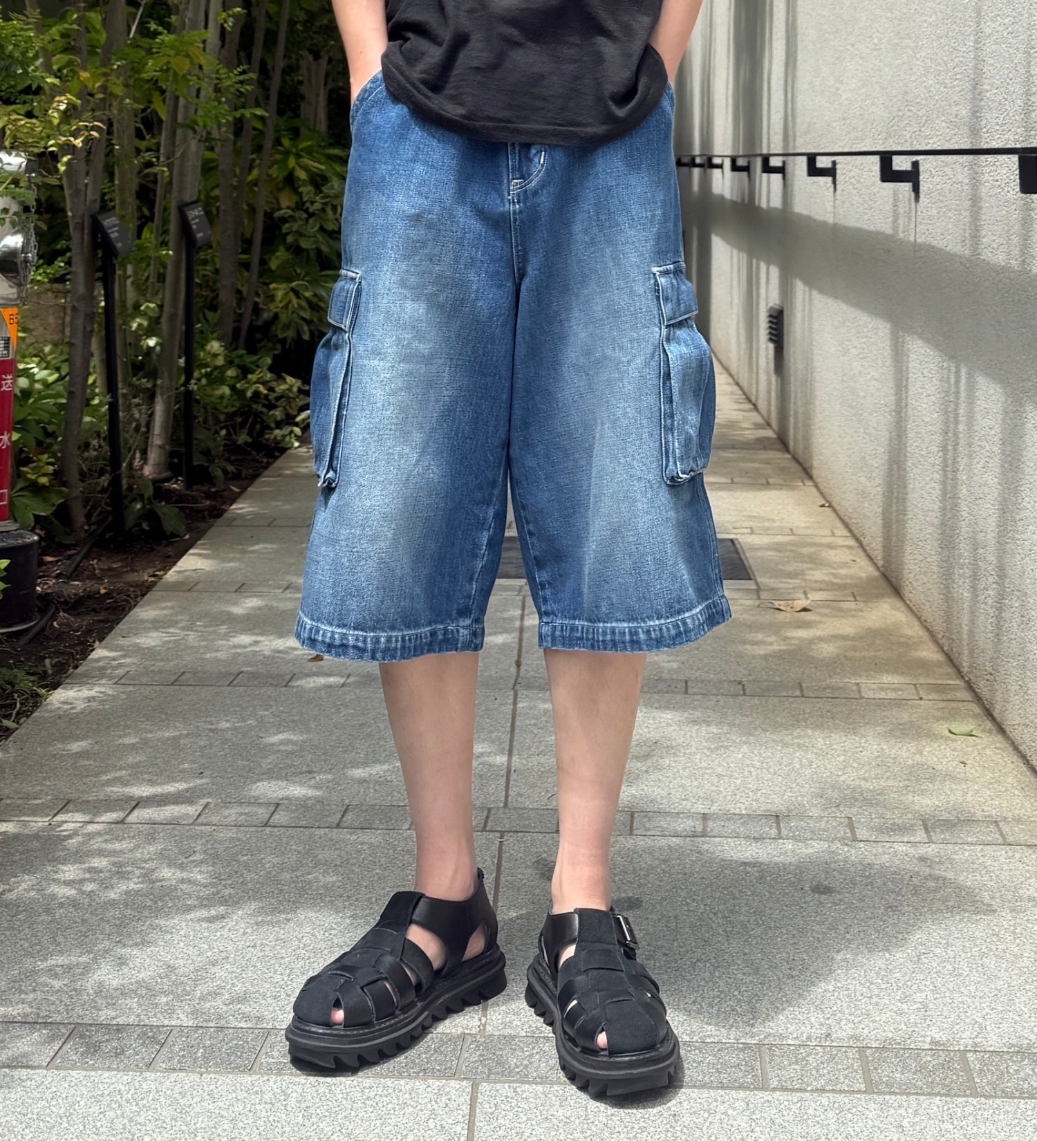 EDWIN(エドウイン)のワイドカーゴショートパンツ【アウトレット店舗・WEB限定】|パンツ/カーゴパンツ/メンズ|中色ブルー