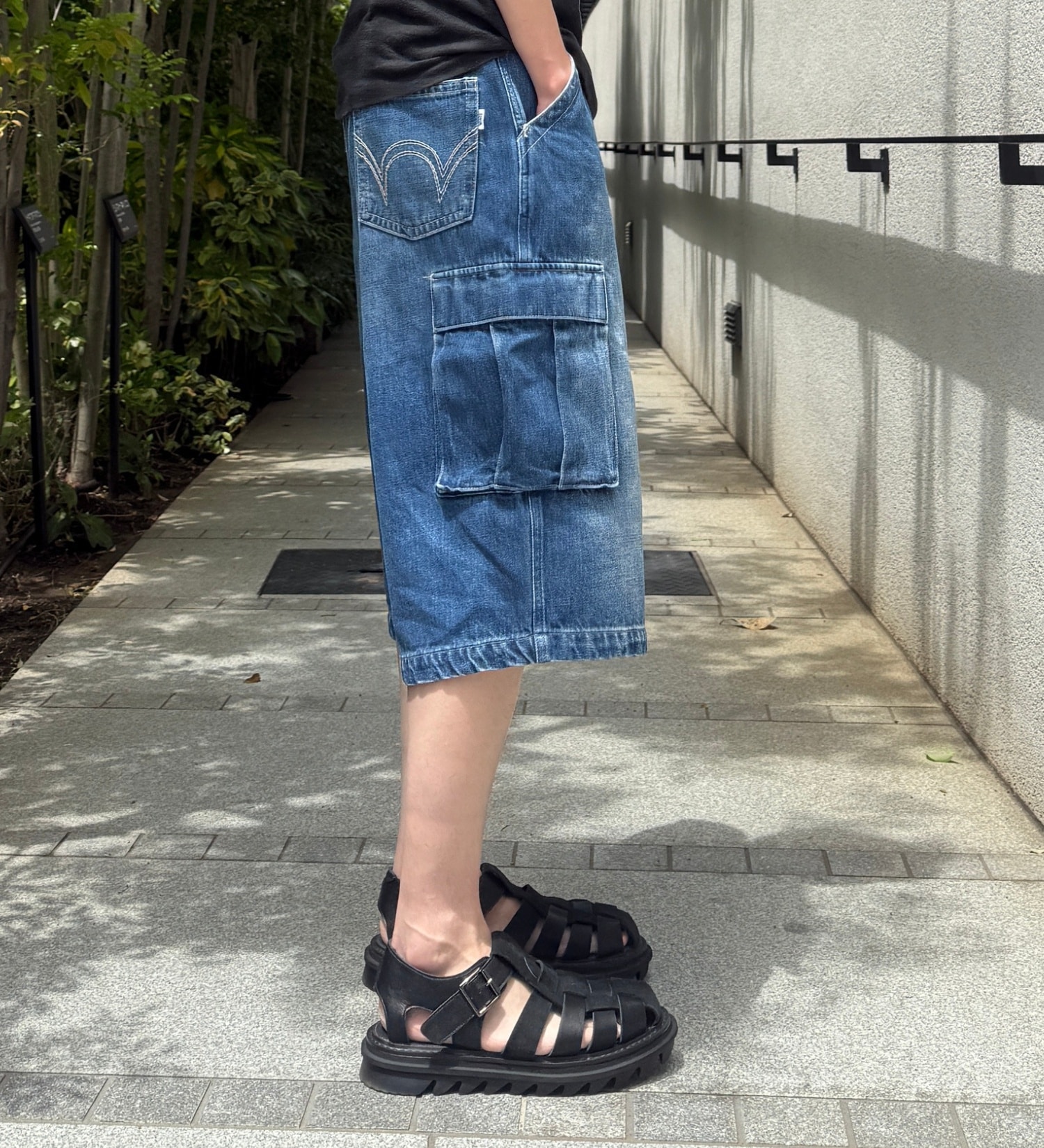 EDWIN(エドウイン)のワイドカーゴショートパンツ【アウトレット店舗・WEB限定】|パンツ/カーゴパンツ/メンズ|中色ブルー