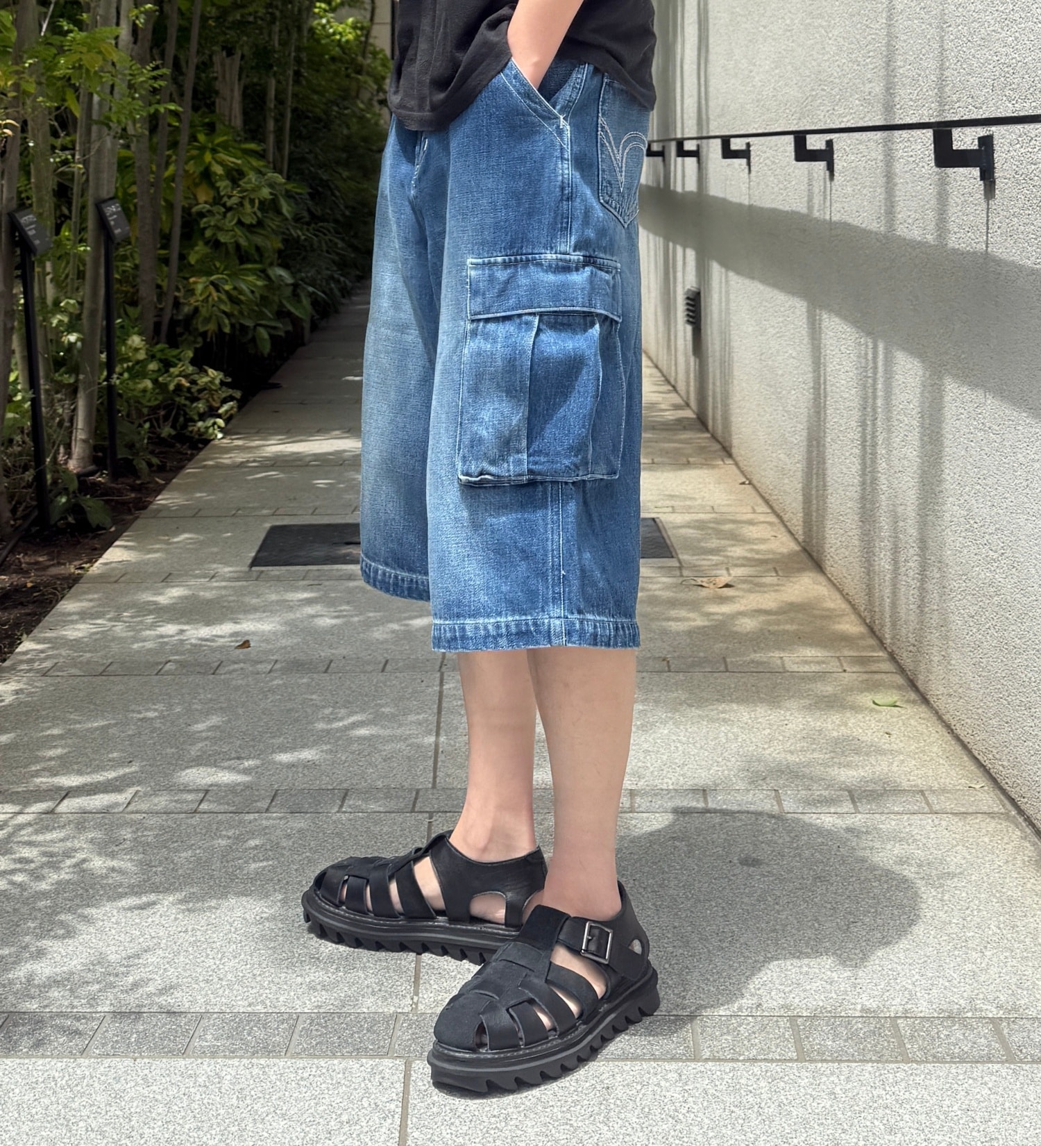 EDWIN(エドウイン)のワイドカーゴショートパンツ【アウトレット店舗・WEB限定】|パンツ/カーゴパンツ/メンズ|中色ブルー