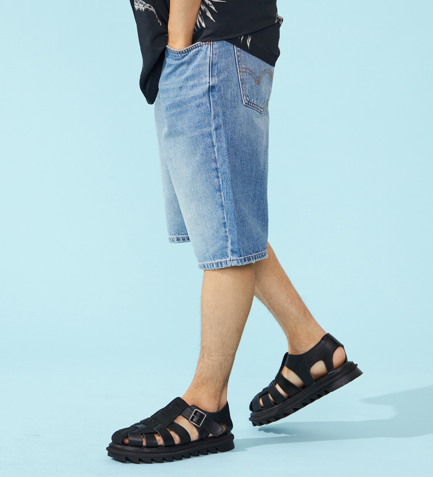 EDWIN(エドウイン)のレギュラーショートデニムパンツ【アウトレット店舗・WEB限定】|パンツ/デニム / ジーンズパンツ/メンズ|淡色ブルー
