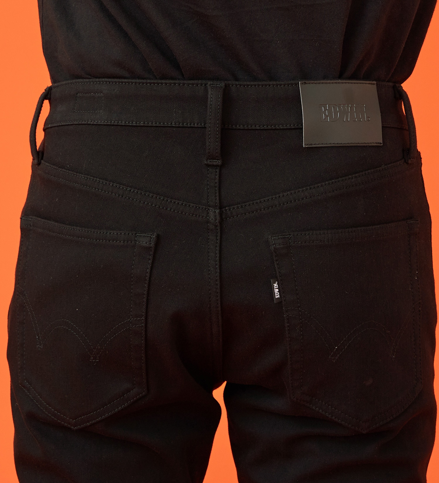 EDWIN(エドウイン)の【WINTER SALE】【暖】タイトストレートデニムパンツ【アウトレット店舗・WEB限定】|パンツ/デニム / ジーンズパンツ/メンズ|ブラック