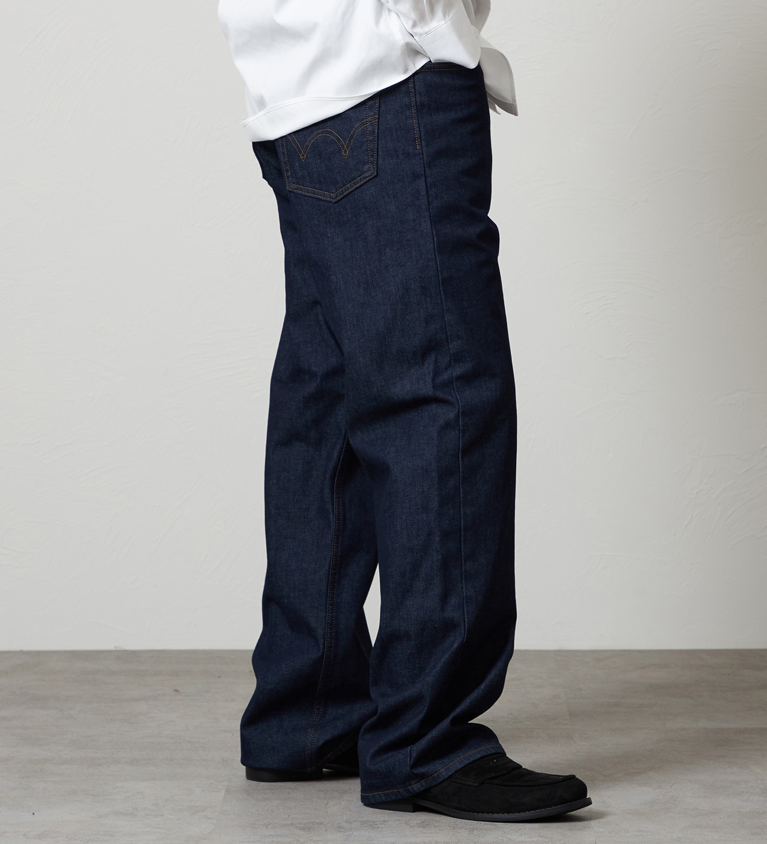 EDWIN(エドウイン)の【暖】ワイドデニムパンツ 防風【アウトレット店舗・WEB限定】|パンツ/デニム / ジーンズパンツ/メンズ|インディゴブルー