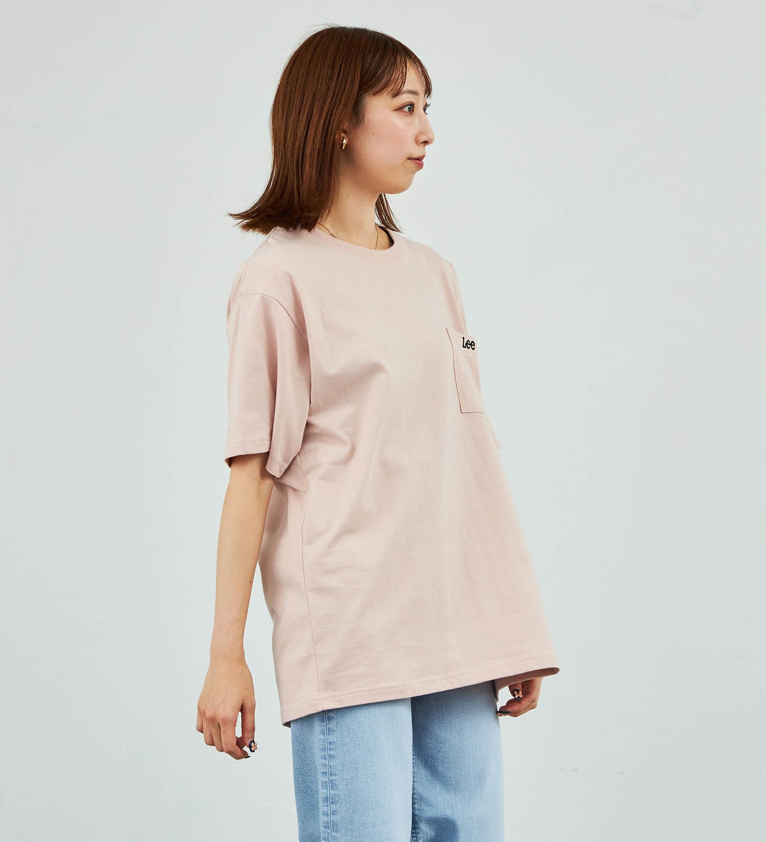 Lee(リー)の【SUMMER SALE】Leeロゴポケット刺繍Tシャツ|トップス/Tシャツ/カットソー/メンズ|ピンク