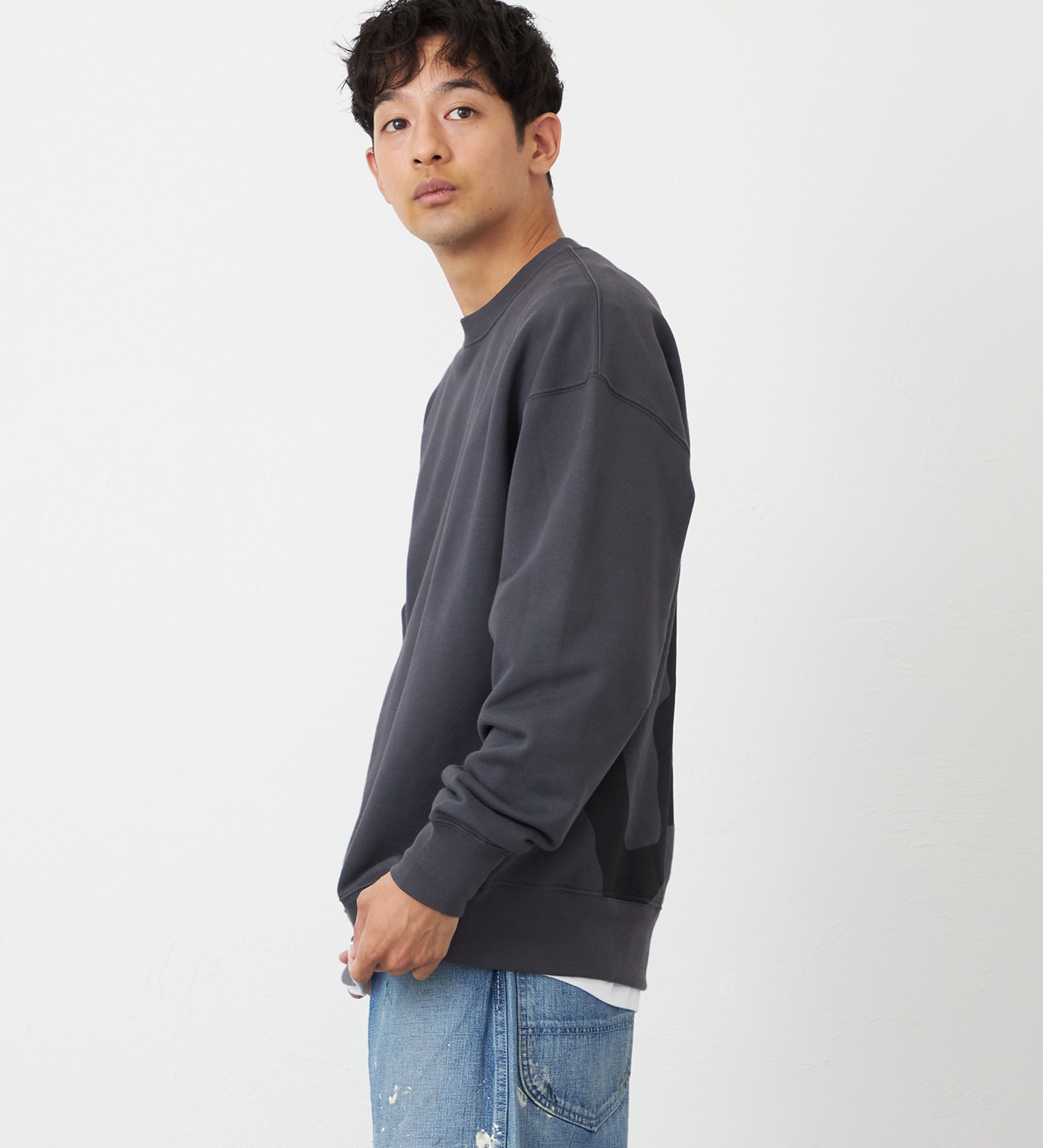 Lee(リー)のバックビッグロゴスウェット【アウトレット店舗・WEB限定】|トップス/スウェット/メンズ|チャコール