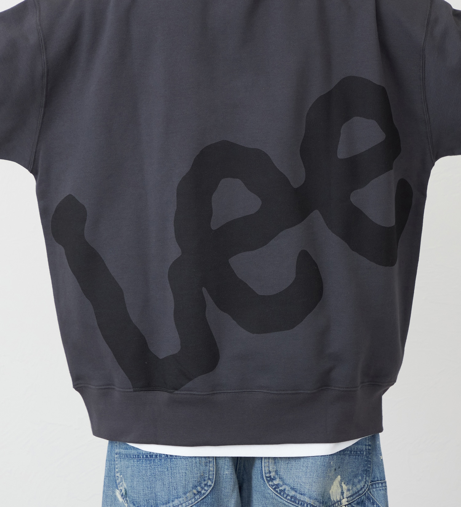 Lee(リー)のバックビッグロゴスウェット【アウトレット店舗・WEB限定】|トップス/スウェット/メンズ|チャコール