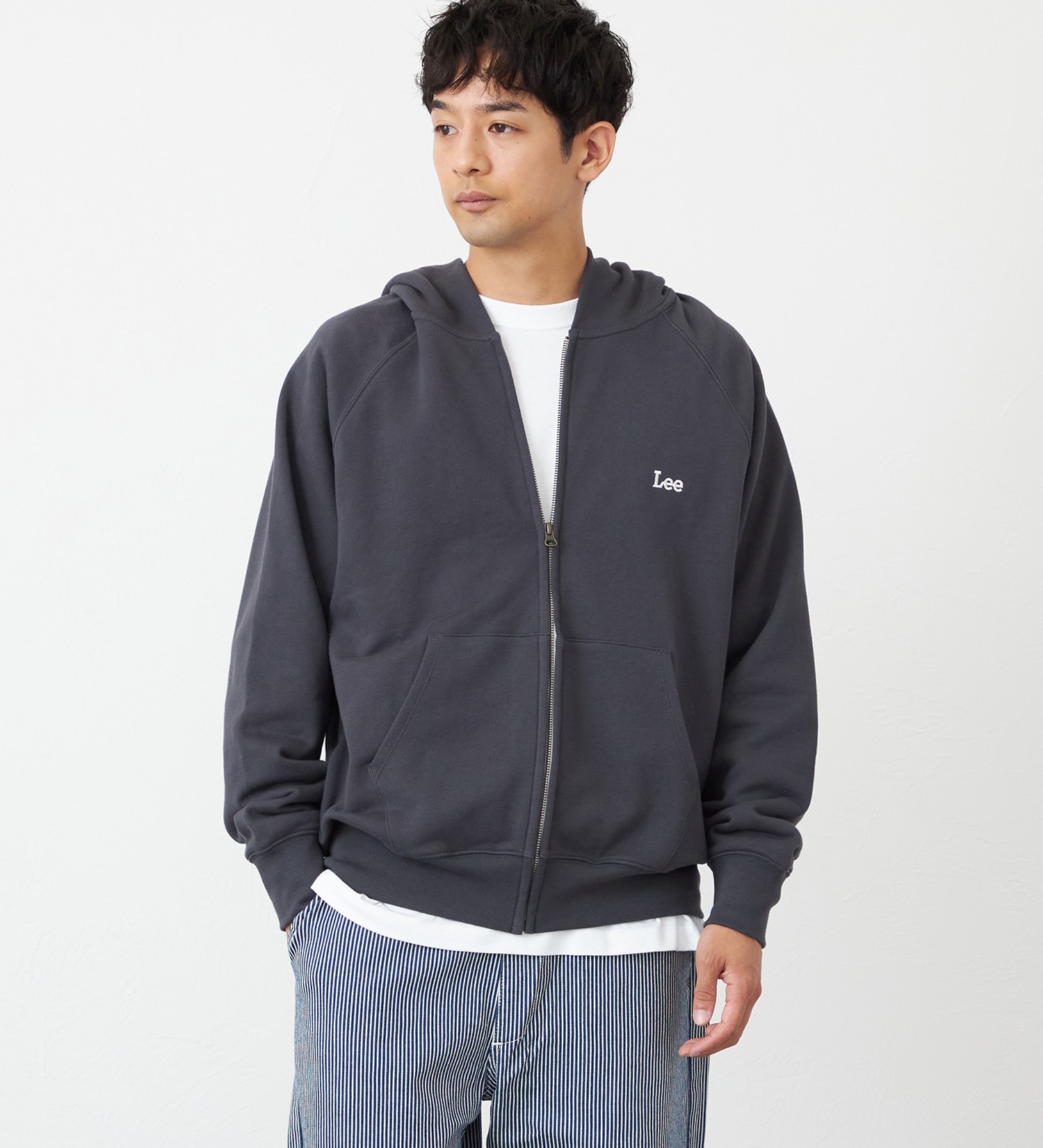 Lee(リー)のジップアップスウェットパーカー【アウトレット店舗・WEB限定】|トップス/パーカー/メンズ|チャコールグレー